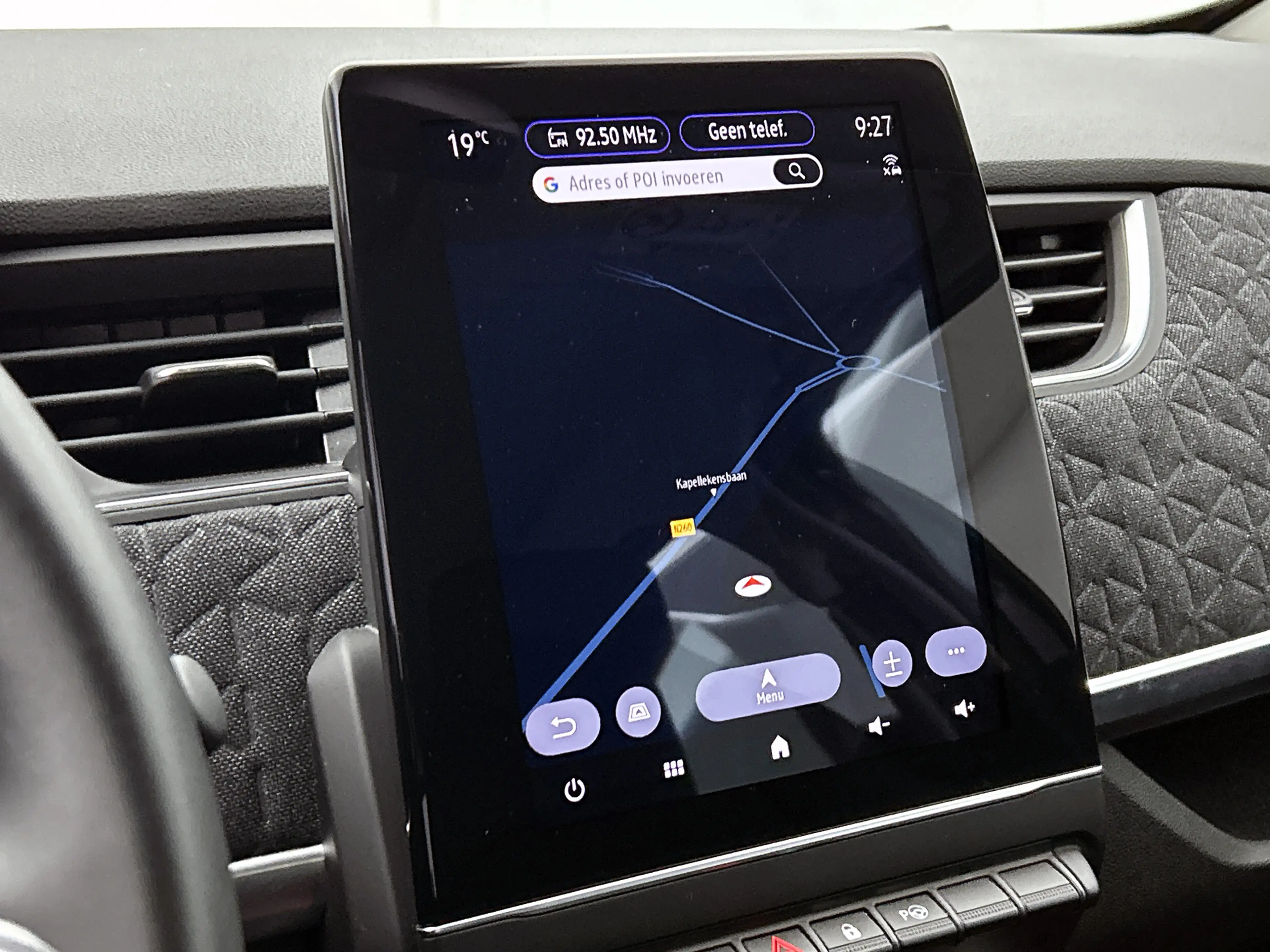 Renault ZOE R135 Iconic 52 kWh Camera, CarPlay, Bose — photo 32