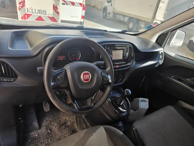 Fiat Doblo view 6