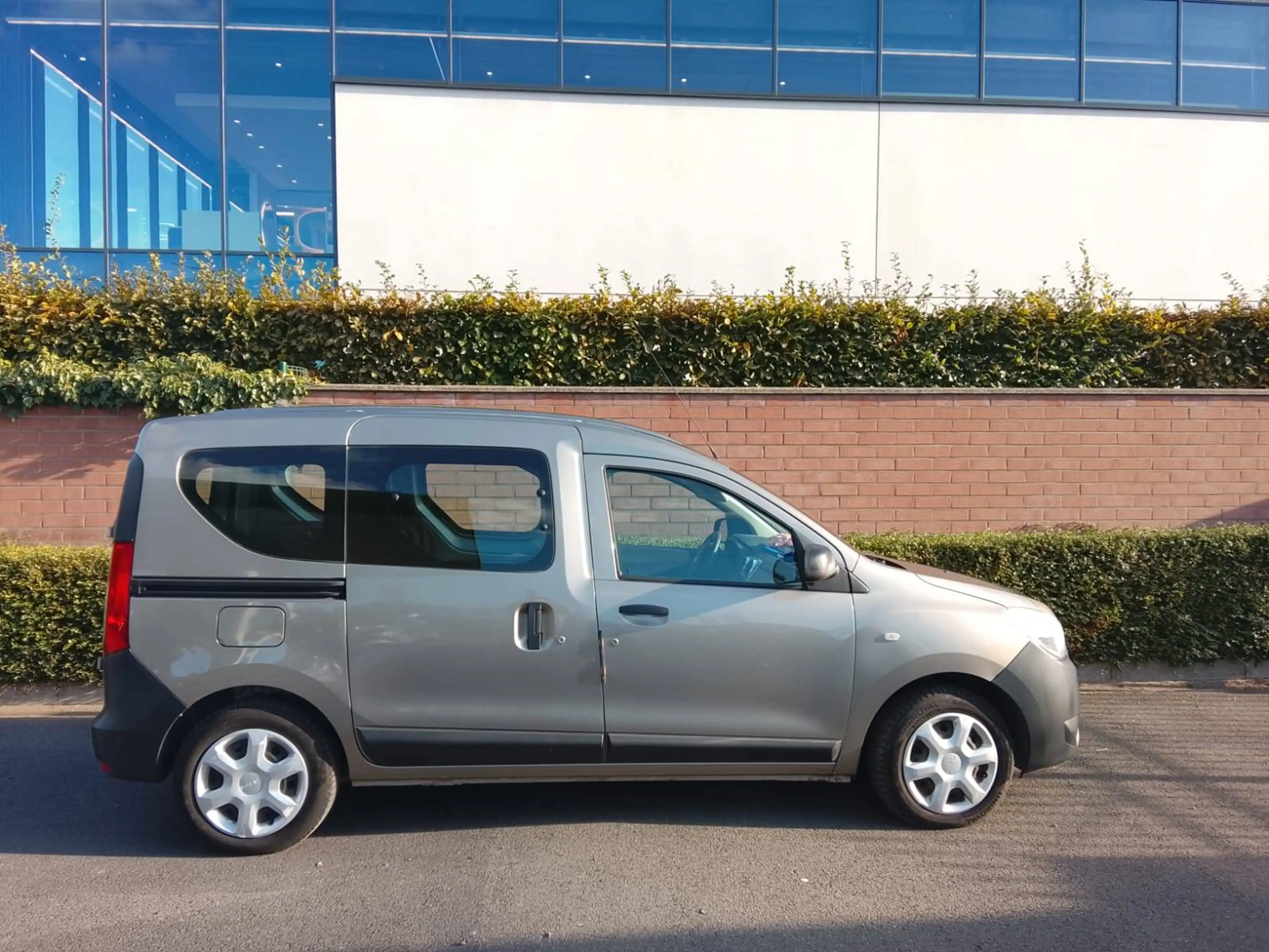 Dacia Dokker Dokker 1.5 dCi Ambiance - 5 places — photo 5