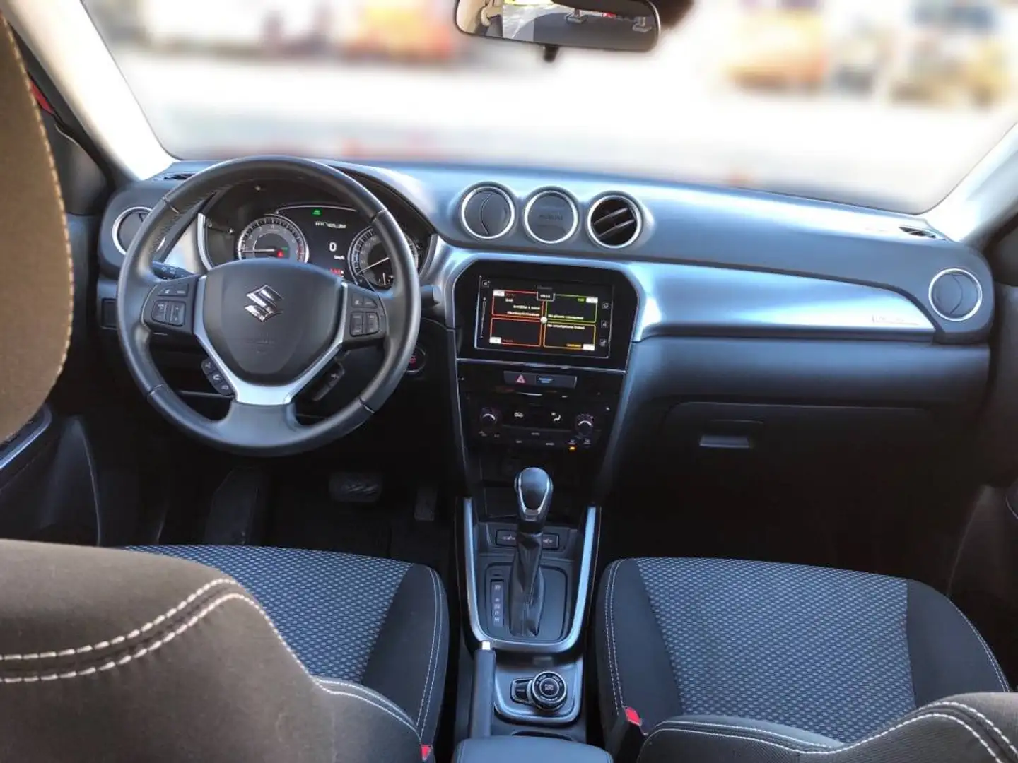 Suzuki Vitara 1.5 Comfort Allgrip AGS Rouge - 2