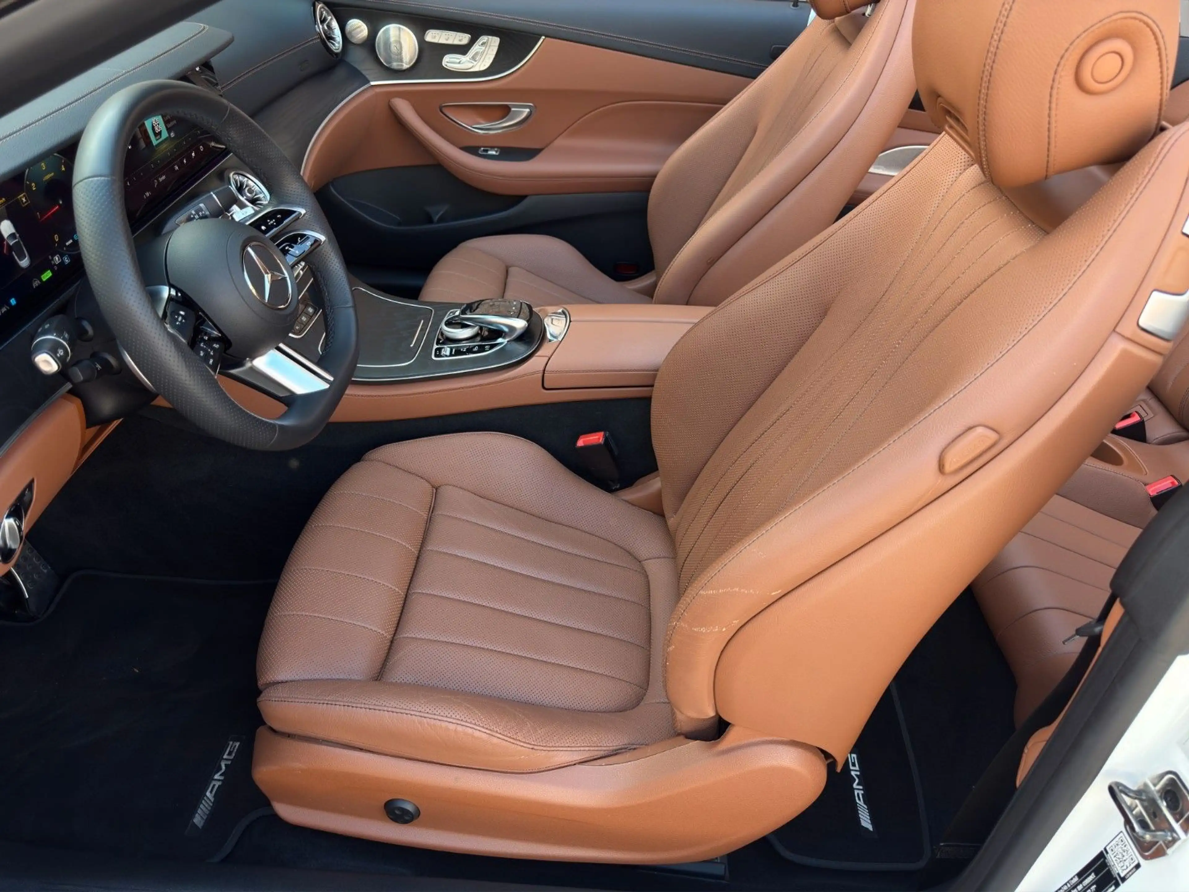 Mercedes-Benz E 300 d Cabriolet AMG-Line *2.Hand*Burmester* — photo 10