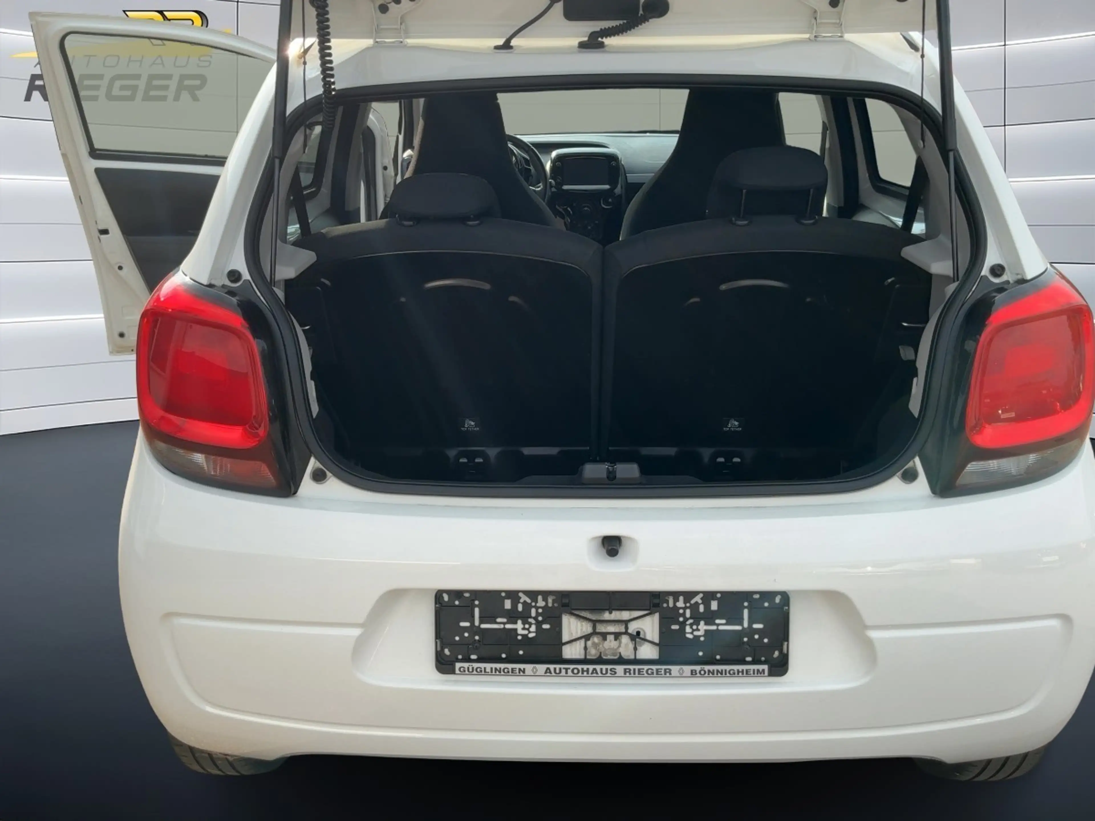 Citroen C1 Airscape Shine — photo 5