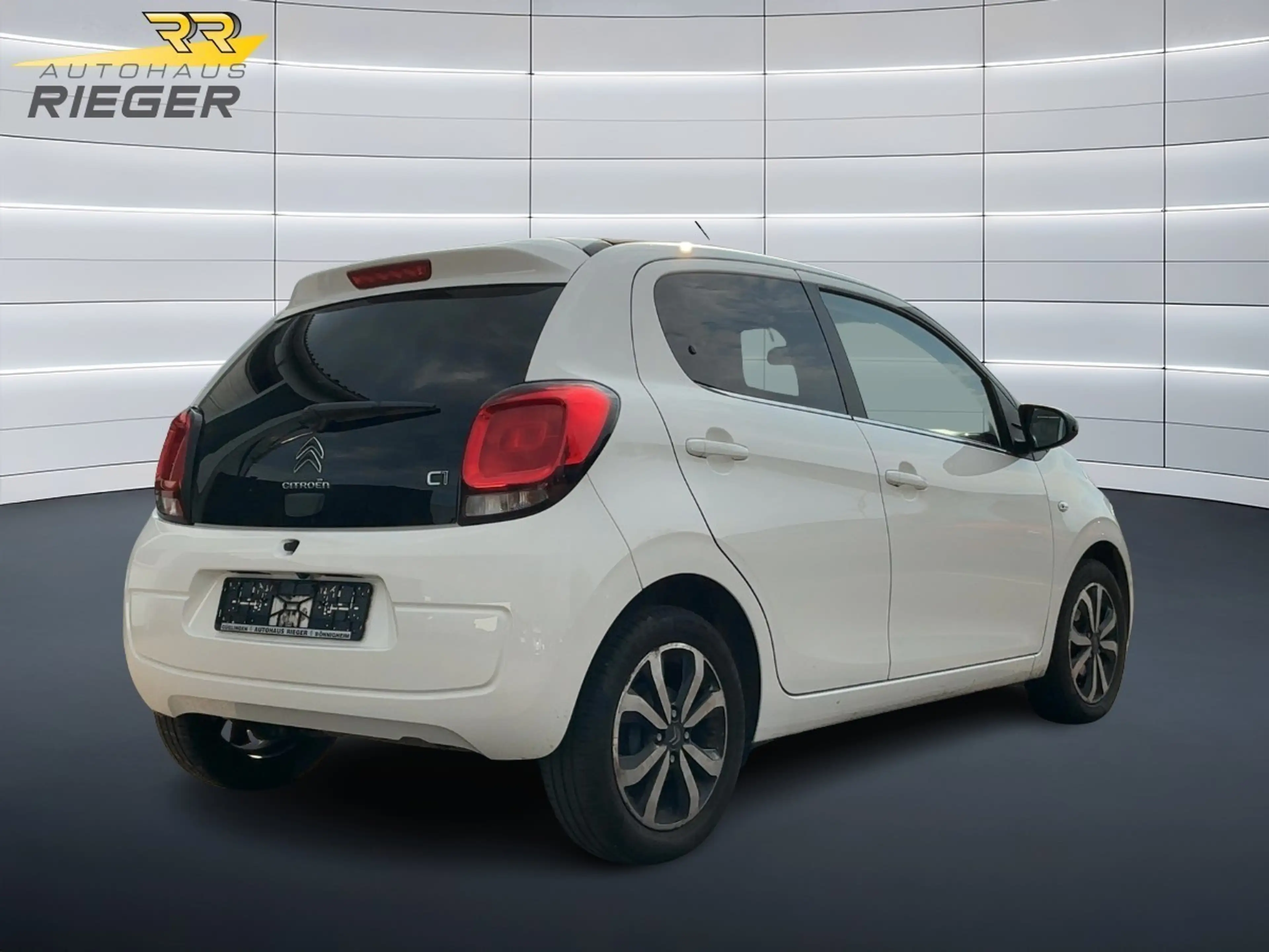 Citroen C1 Airscape Shine — photo 3
