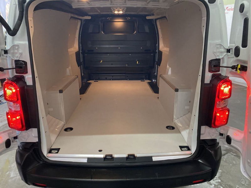 Citroen Jumpy 2.0 BlueHDi 145 Lang EAT8 S&S — photo 6