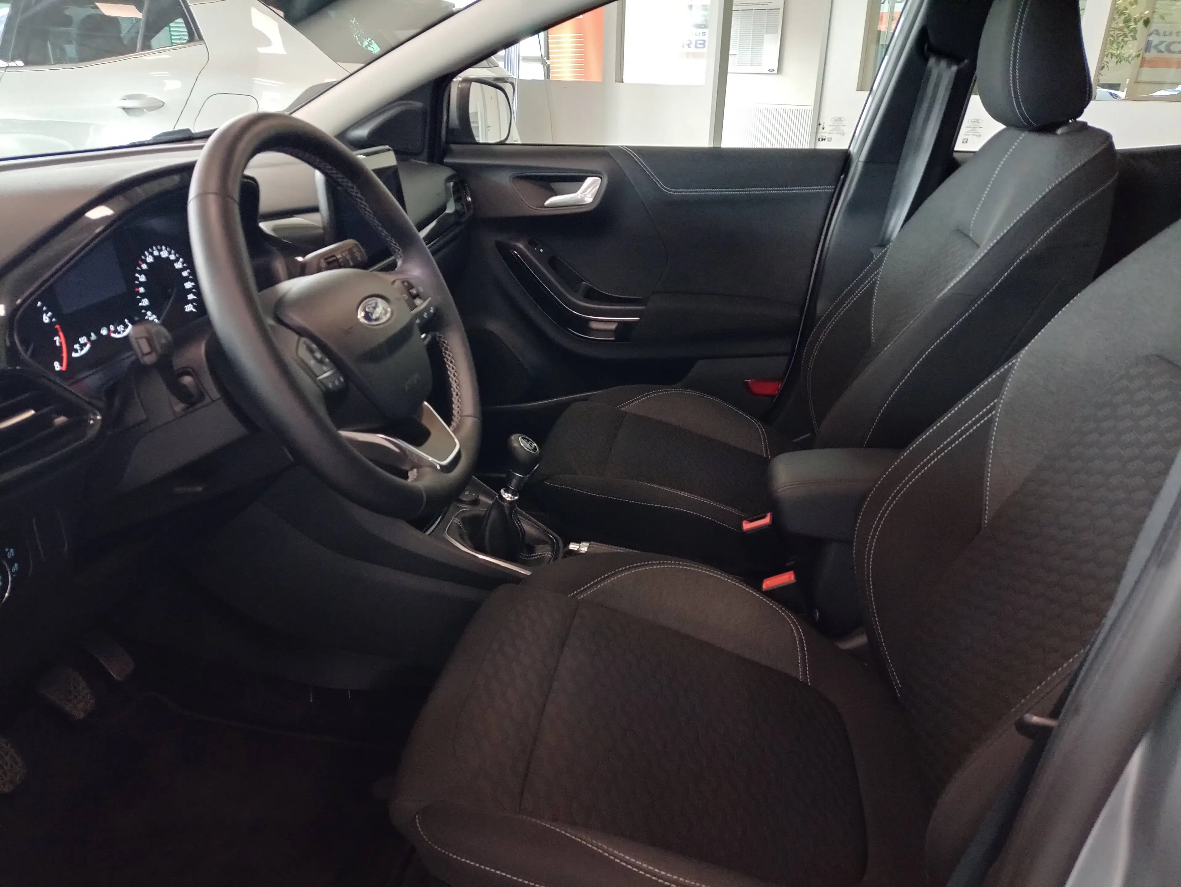 Ford Puma Puma 1.0 EcoBoost Hybrid TITANIUM — photo 3