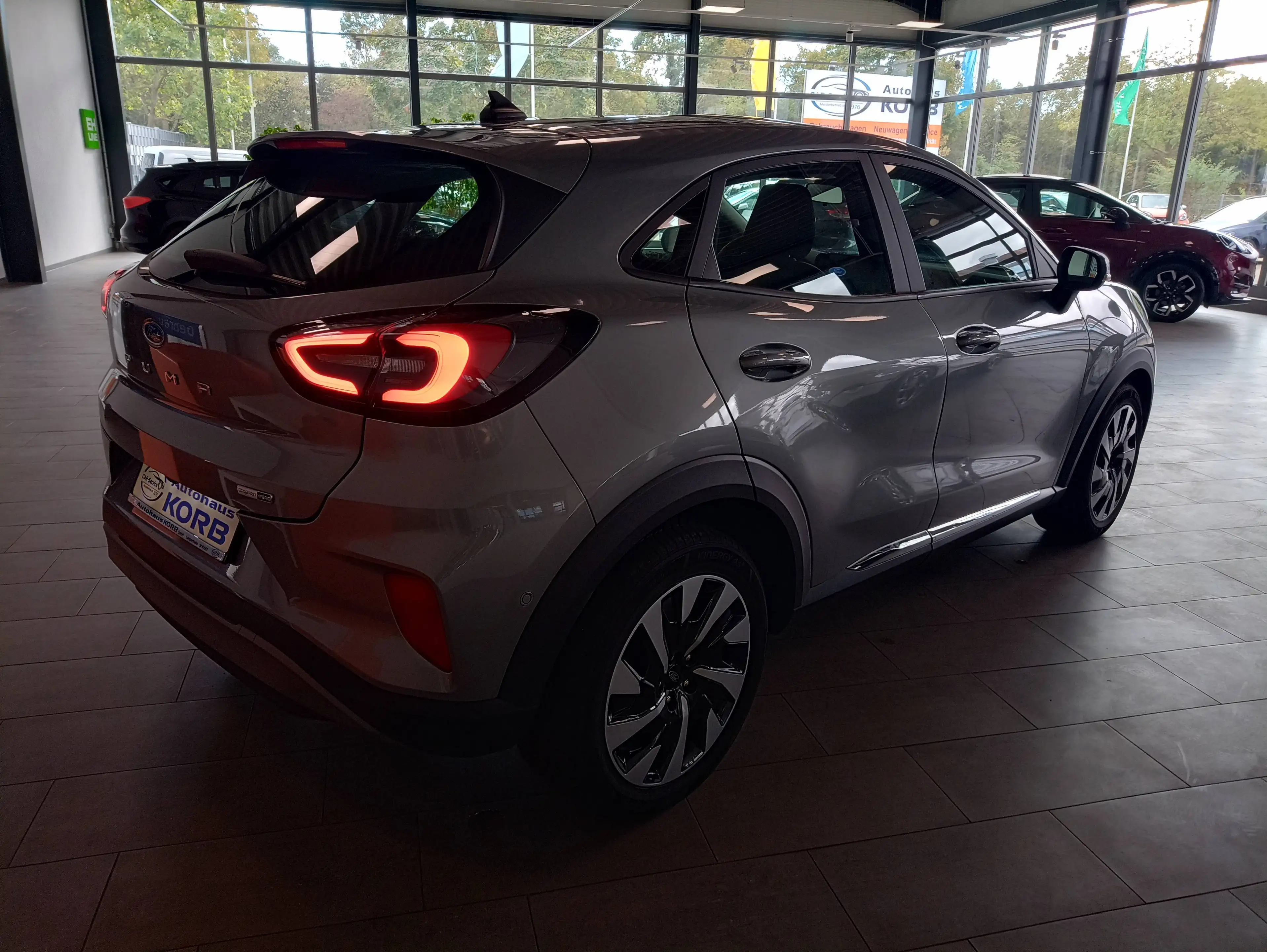 Ford Puma Puma 1.0 EcoBoost Hybrid TITANIUM — photo 2