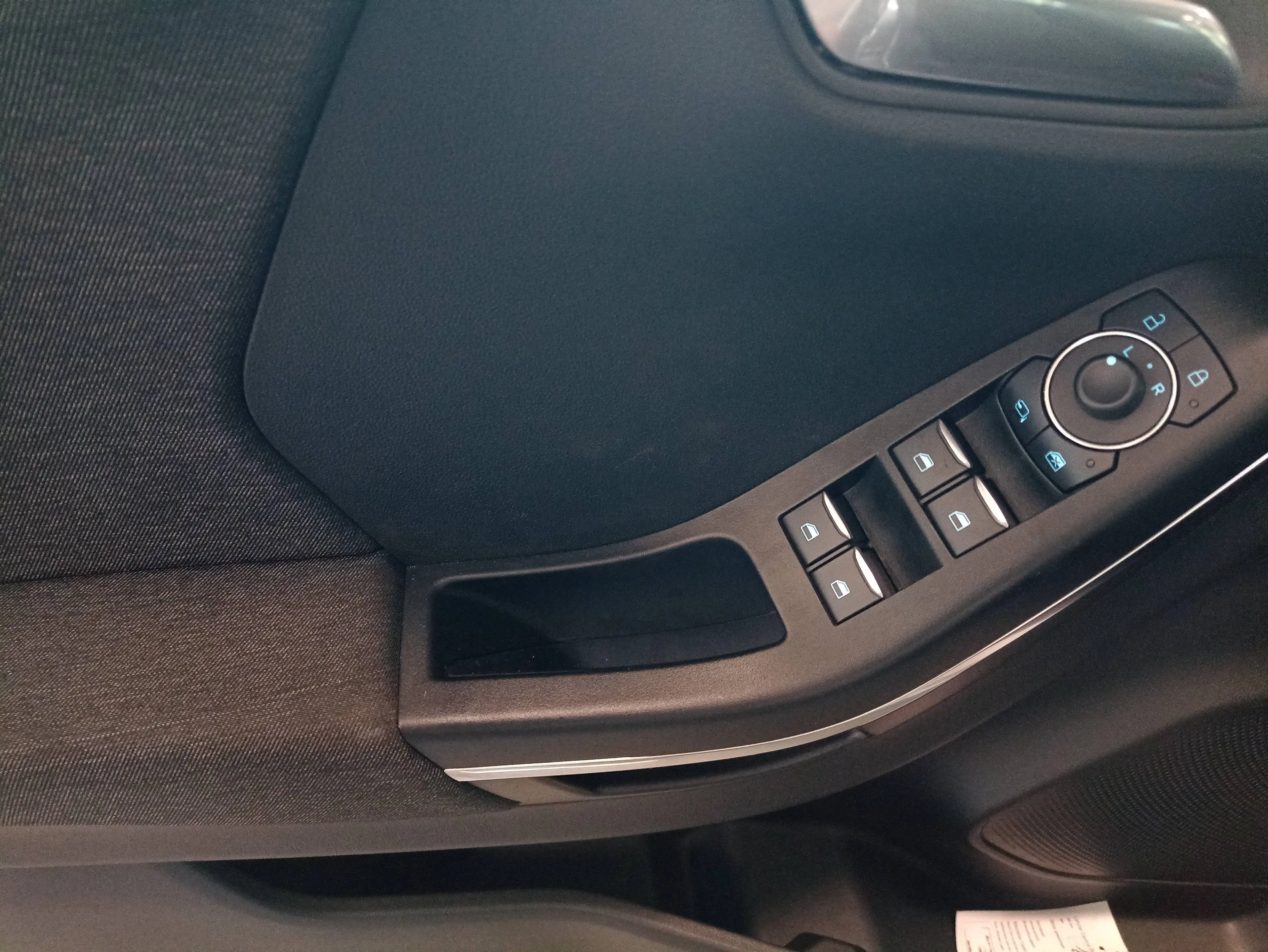 Ford Puma Puma 1.0 EcoBoost Hybrid TITANIUM — photo 7