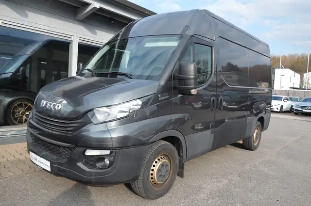 Iveco Daily 35 C 18A8 V*AUTOMATIK*NAVI*CAM*STHZ*AHK*