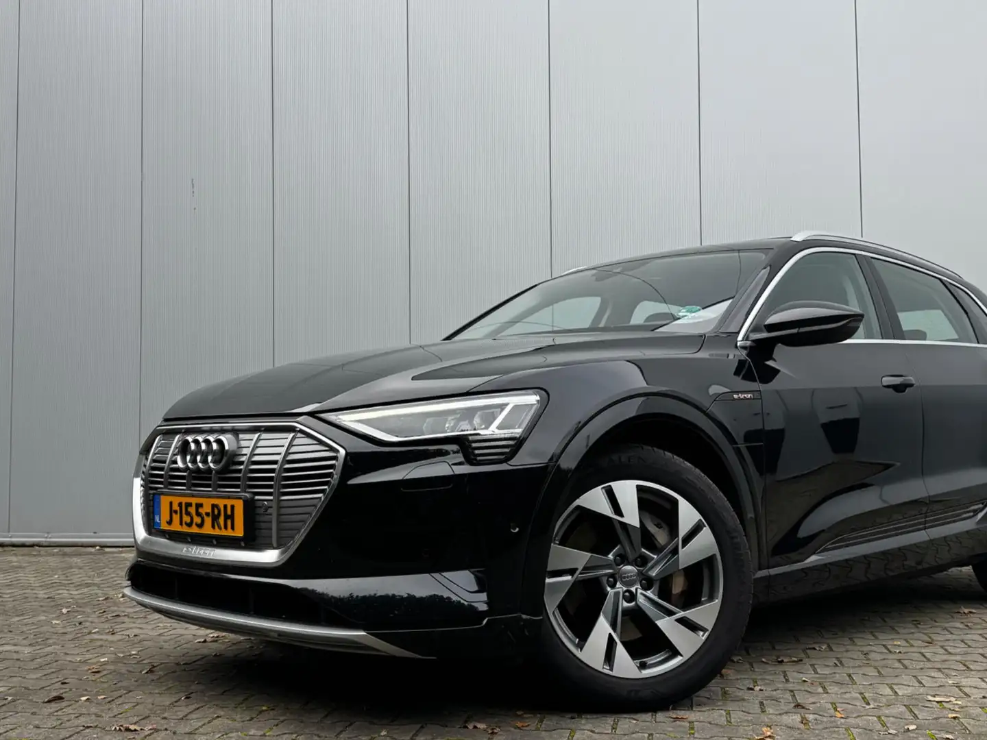 Audi e-tron E-TRON 50 QUATTRO LAUNCHE EDITION PLUS 92% SOH PAN Zwart - 2