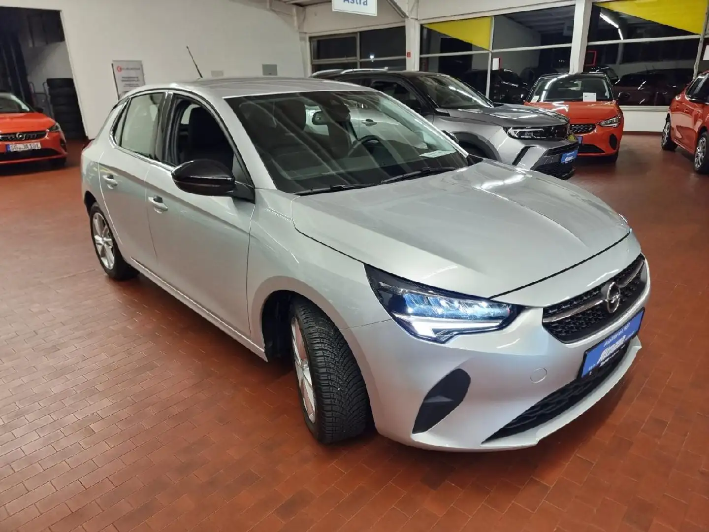 Opel Corsa Elegance Navi Winterpak. PDC Argent - 2