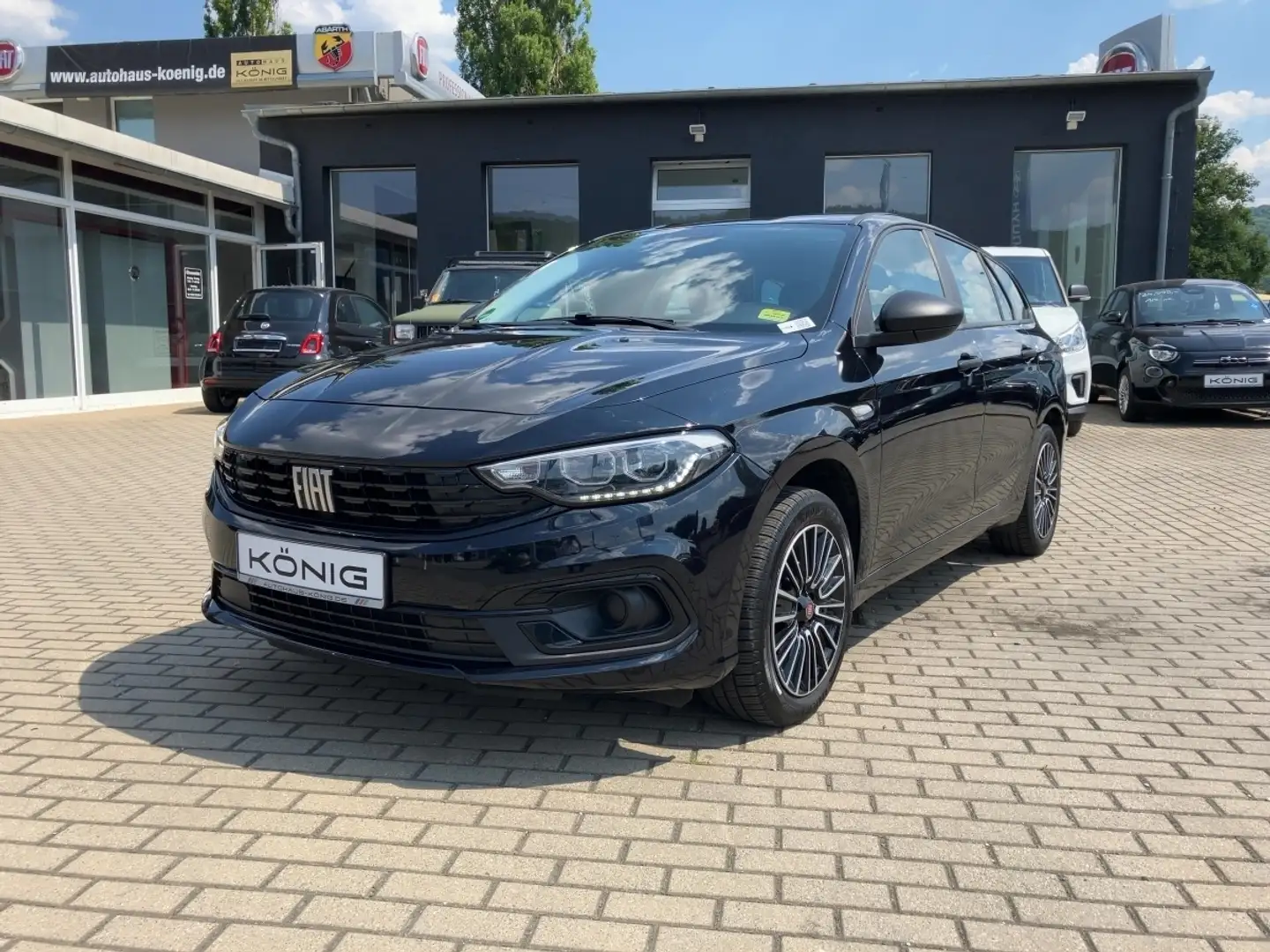 Fiat Tipo 1.5 GSE Mild-Hybrid Klimaautomatik*DAB+*USB Zwart - 1