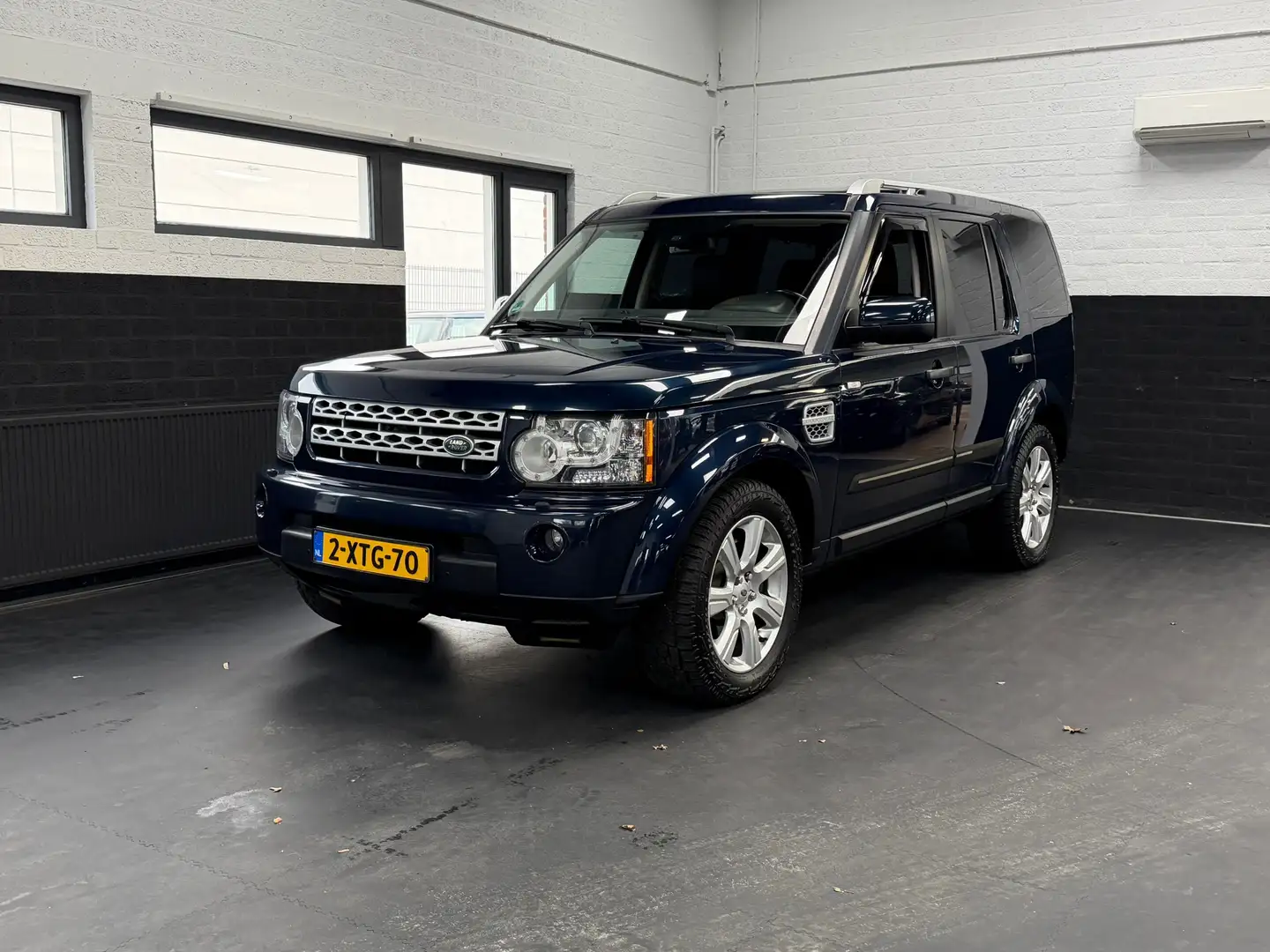 Land Rover Discovery 3.0 TDV6 HSE | Leder | Panorama | Camera | Luchtve Blauw - 2