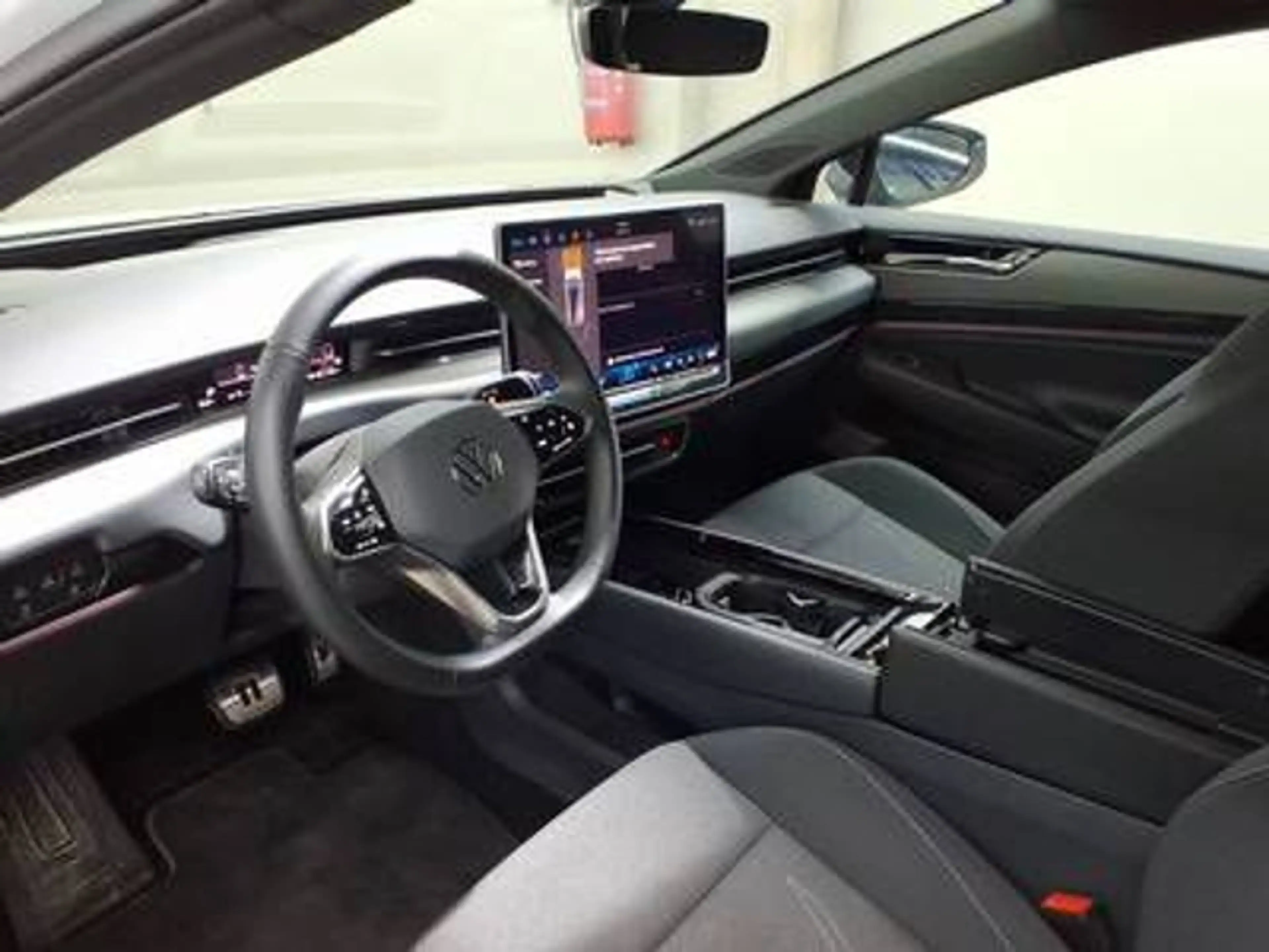 Volkswagen ID.7 Tourer Pro AHK+NAVI+LED+SHZ+ — photo 4