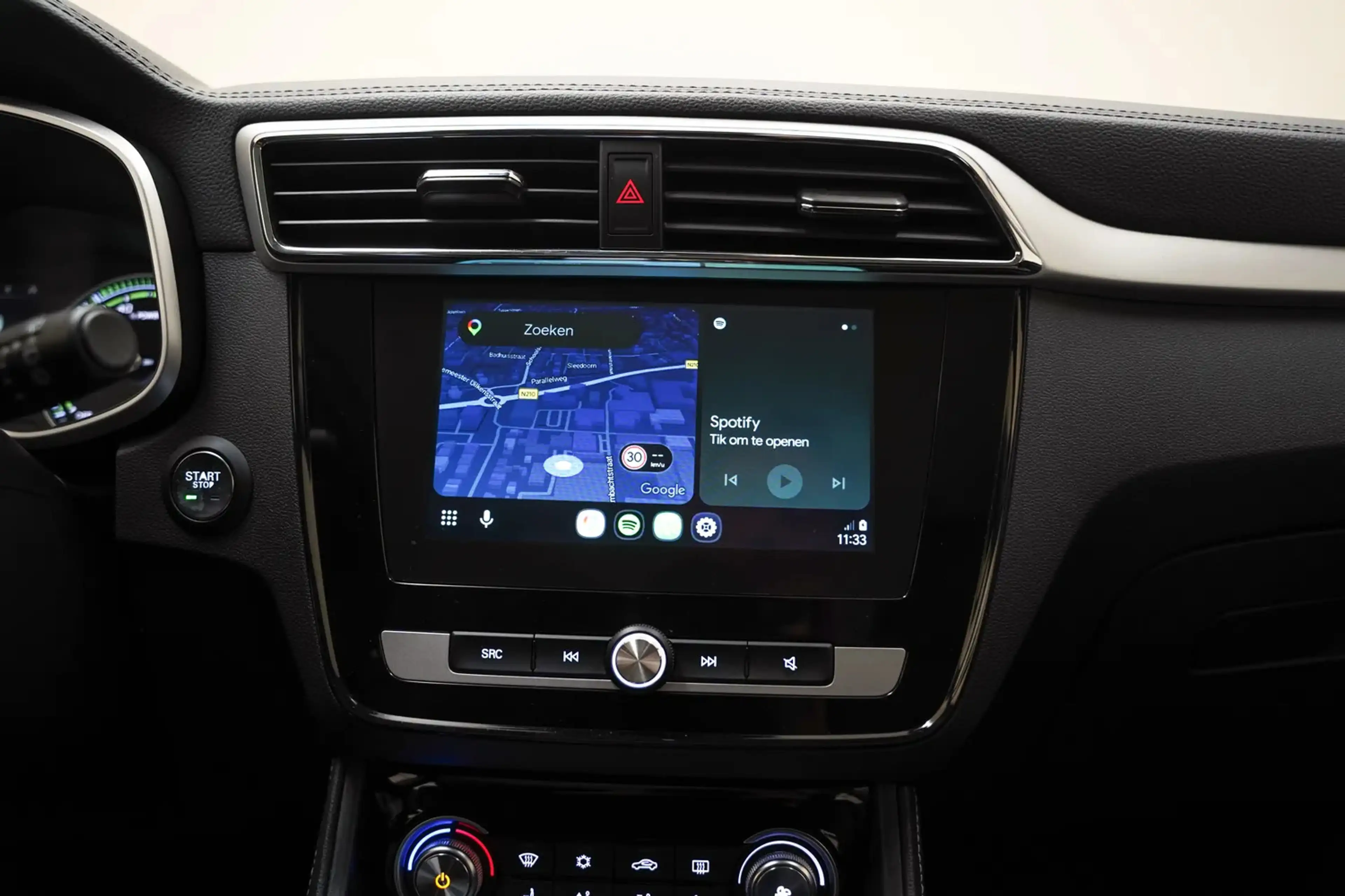 MG ZS EV Luxury 45 kWh [ Panorama Trekhaak Leder Apple/A — photo 7