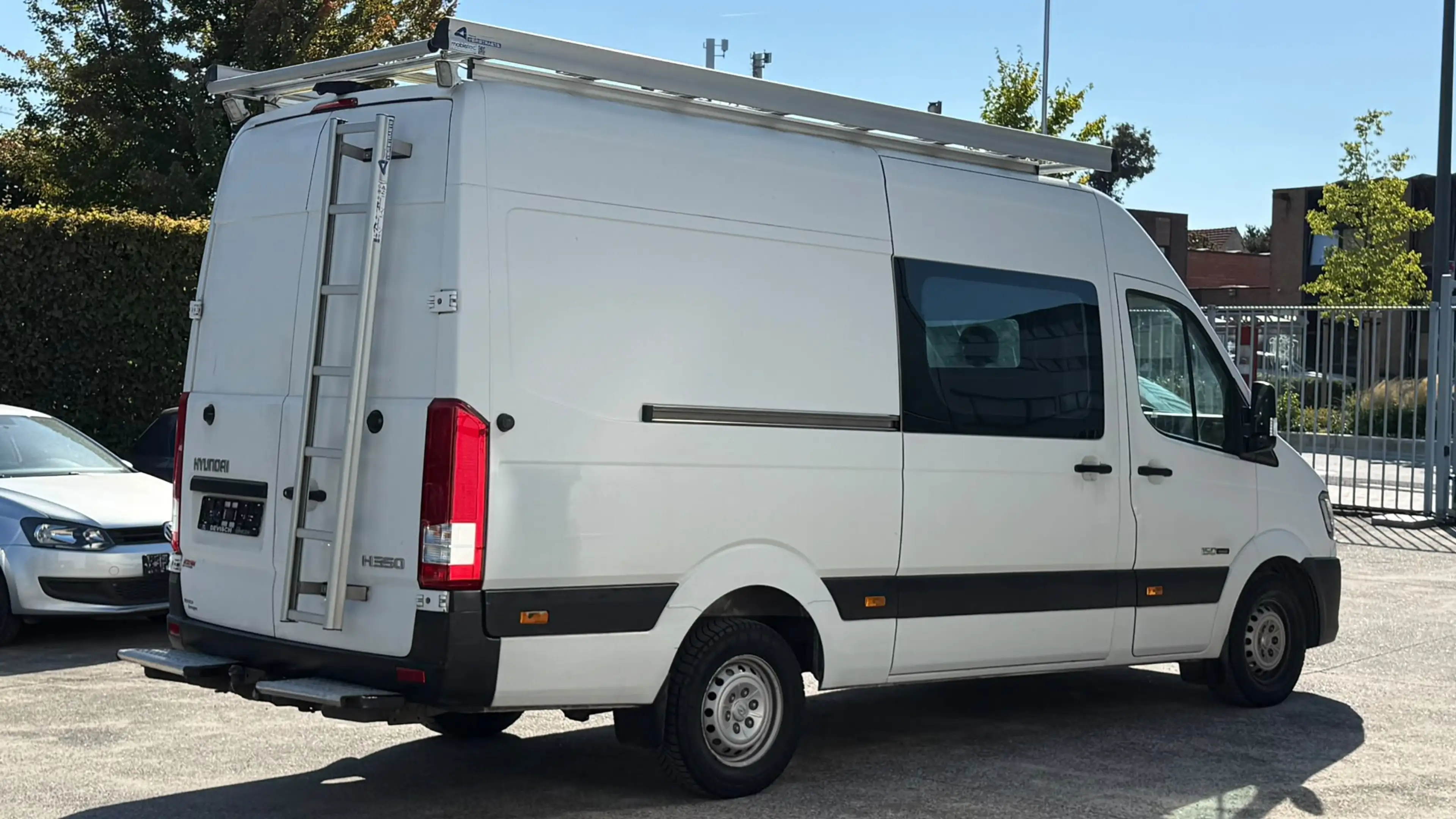 Hyundai H 350 2.5 DIESEL - AIRCO - UTILITAIRE - CONTRÔLE TECHNIQUE OK — photo 5