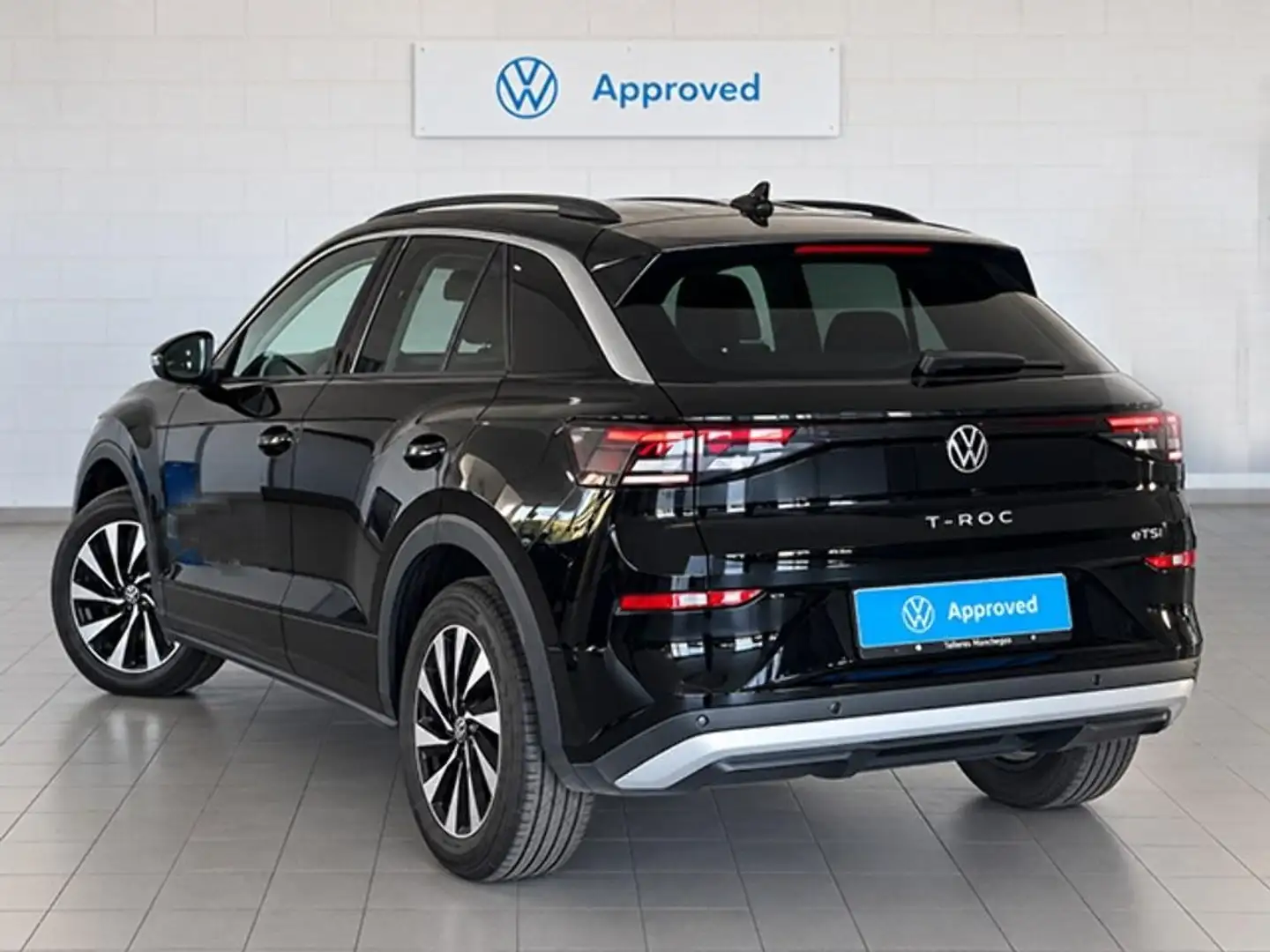 Volkswagen T-Roc 1.5 eTSI Más DSG7 85kW Negro - 2