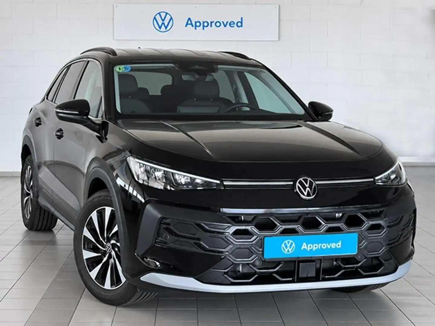 Volkswagen T-Roc 1.5 eTSI Más DSG7 85kW Negro - 1
