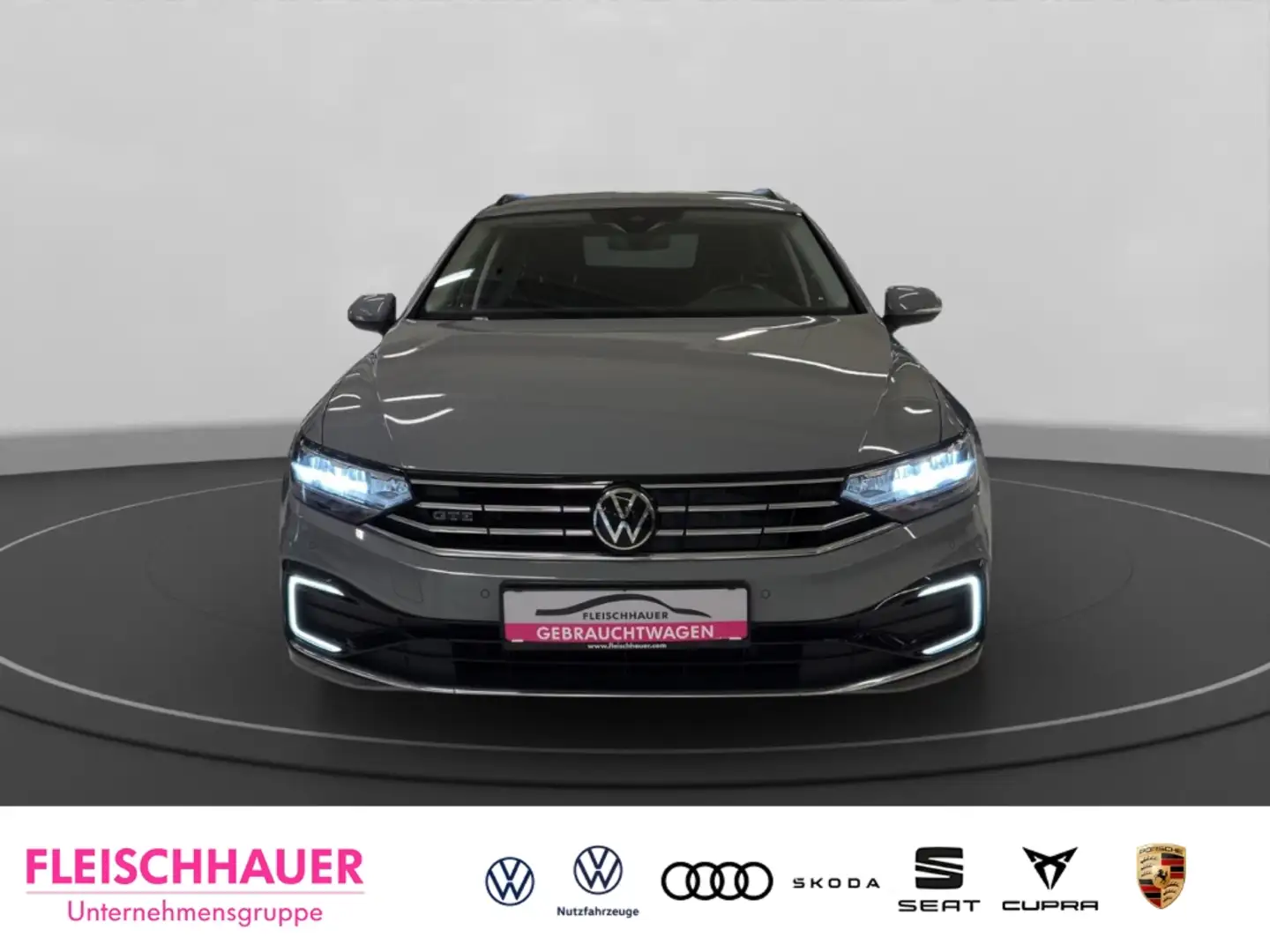 Volkswagen Passat Variant GTE 1.4 TSI e Navi+LED+AHK+Kamera+ACC+17'' Grau - 2