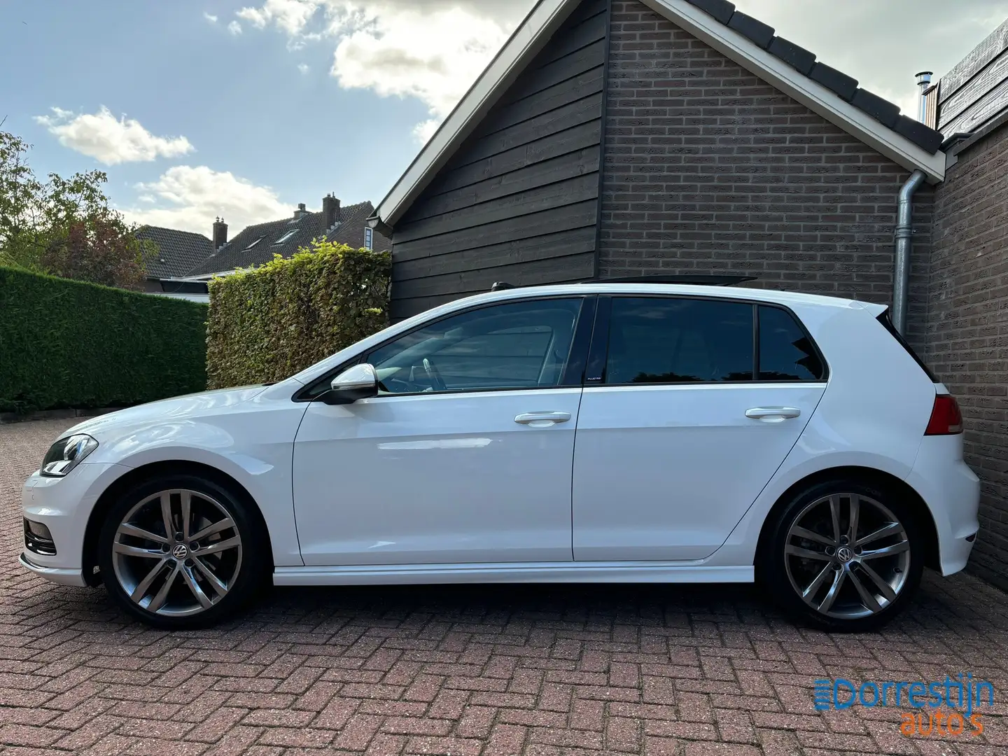 Volkswagen Golf 1.4 TSI Connected Series | R-Line | Automaat | Pan Blanc - 2