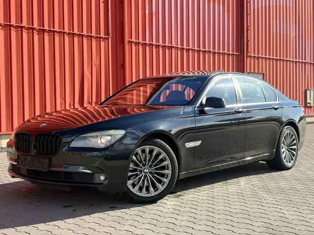 BMW 740 d xDrive Pano Navi Softclose 2Hand ACC CAM