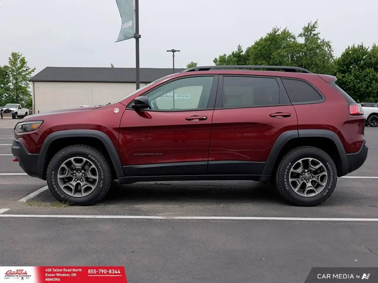Jeep Cherokee снимка Jeep Cherokee