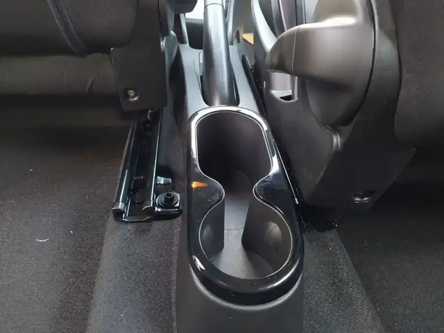 Lancia Ypsilon view 18