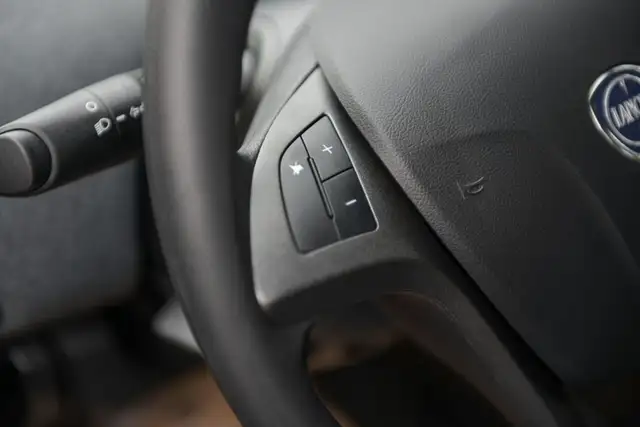 Lancia Ypsilon view 17