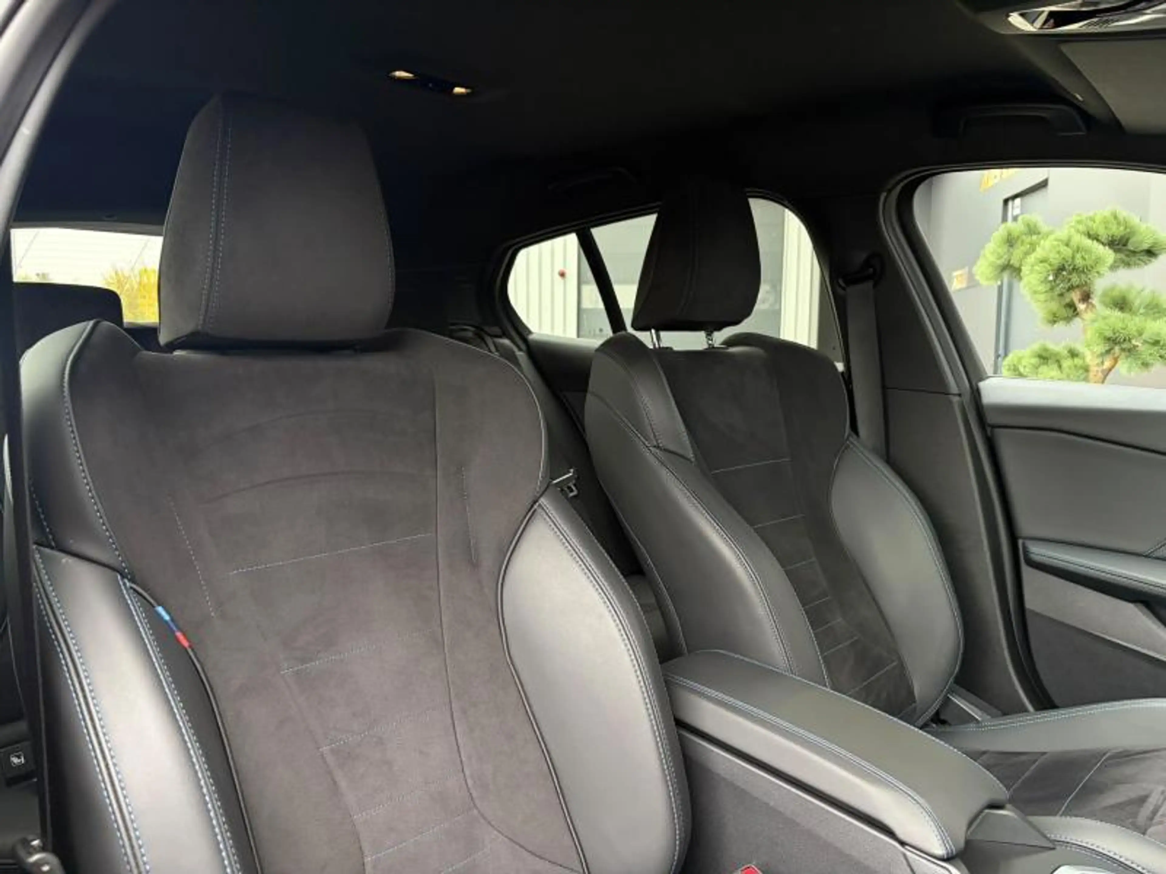 BMW 116 i Pack M/Camera/CarPlay — photo 14