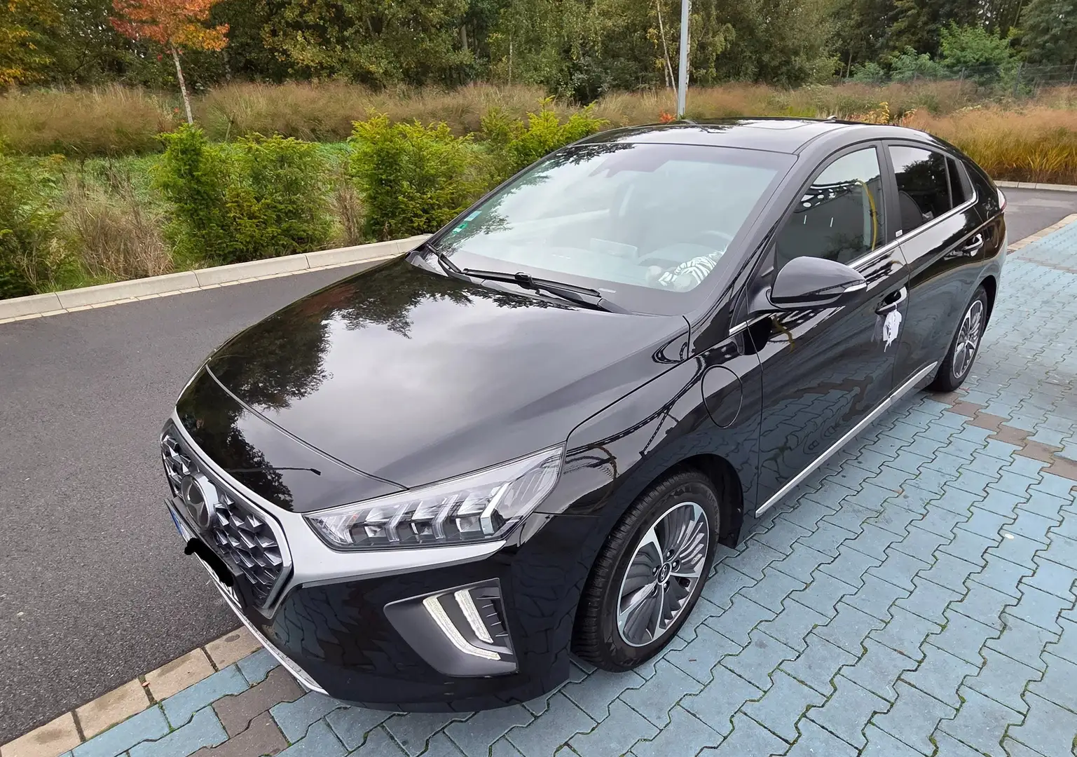 Hyundai IONIQ IONIQ Hybrid 1.6 GDI Prime Schwarz - 1