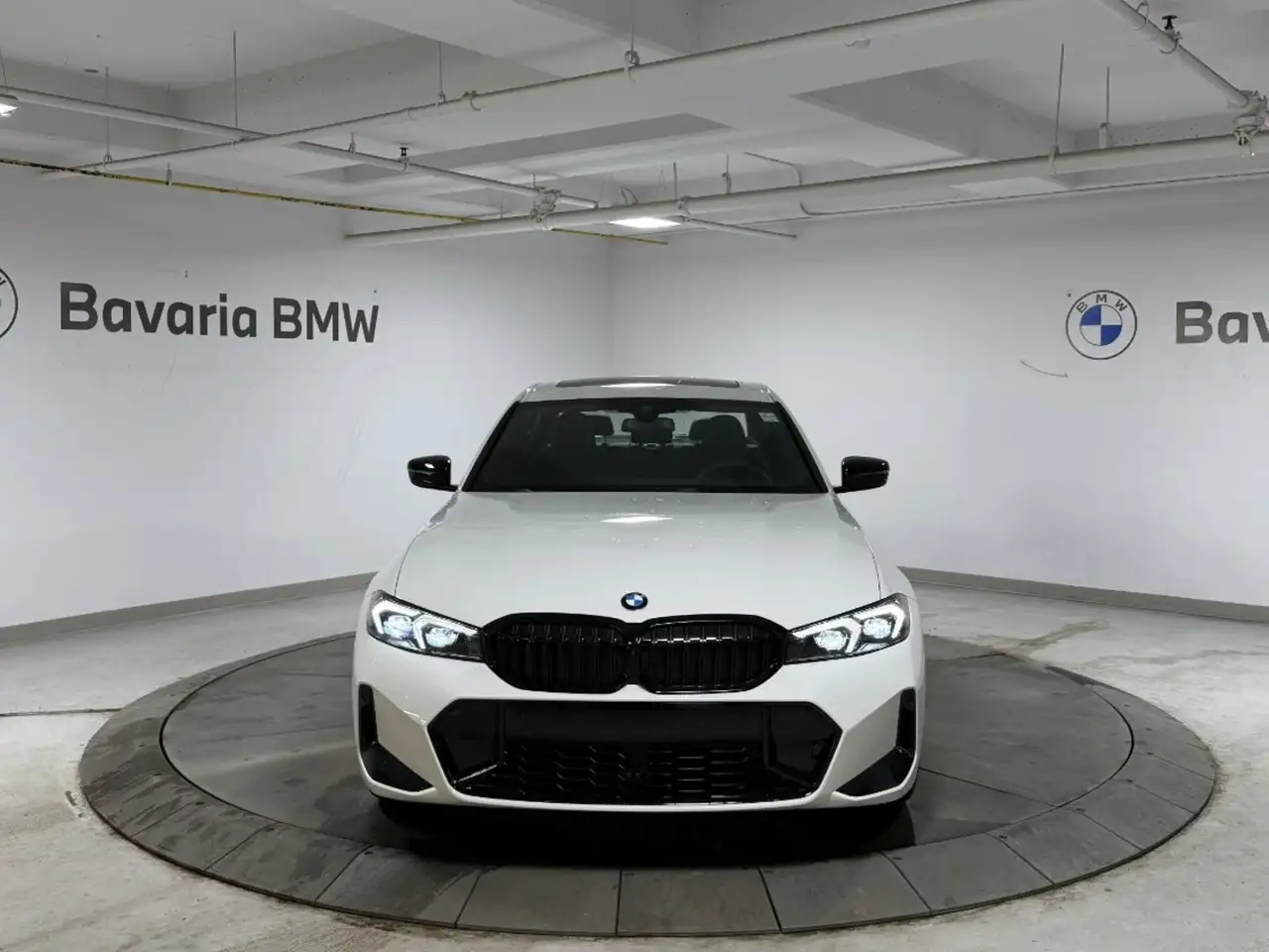 BMW 3 Series снимка BMW 3 Series