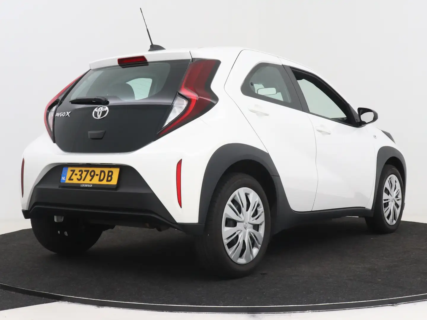 Toyota Aygo X 1.0 VVT-i MT play | Airco | Cruise Control Adaptie Wit - 2