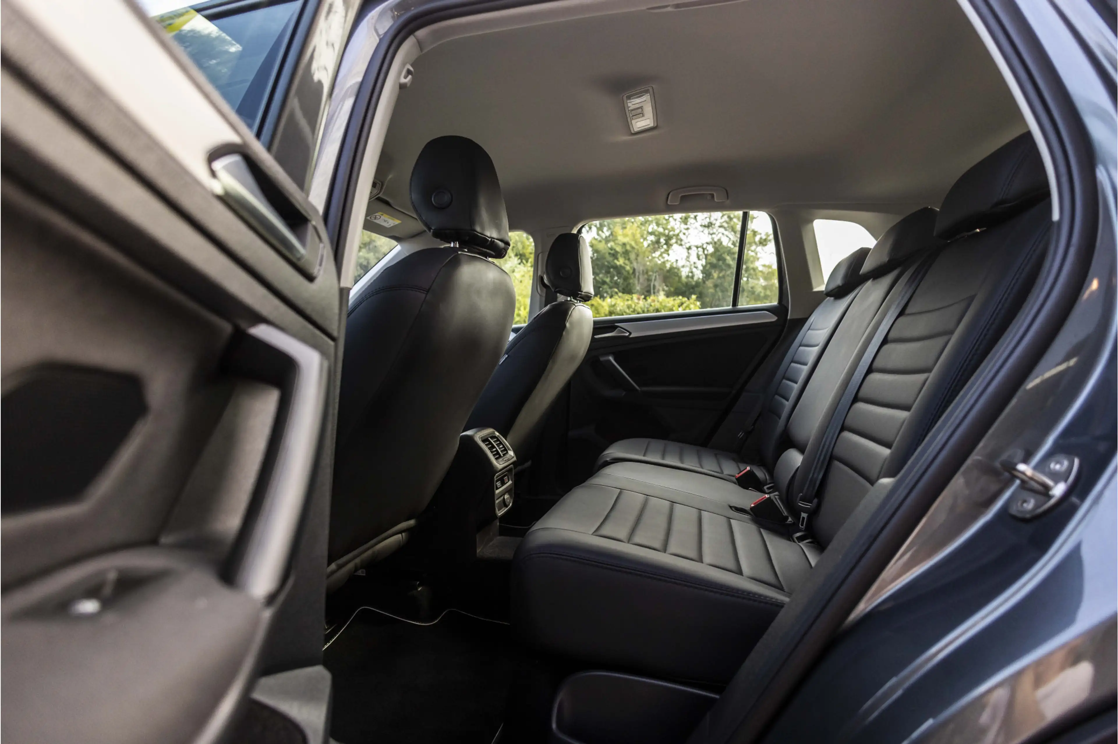 Volkswagen Tiguan 1.4 TSI Comfortline — photo 14