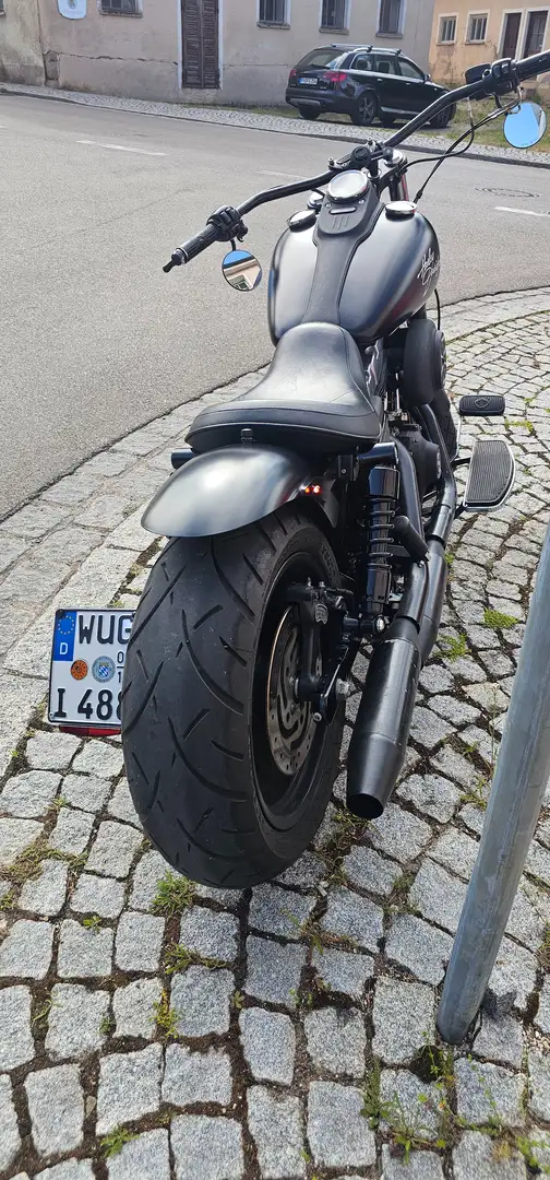 Harley-Davidson Dyna Street Bob Bobber Negru - 2