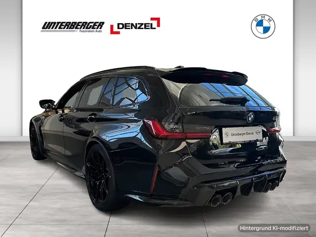 BMW M3 view 4