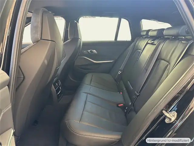 BMW M3 view 11