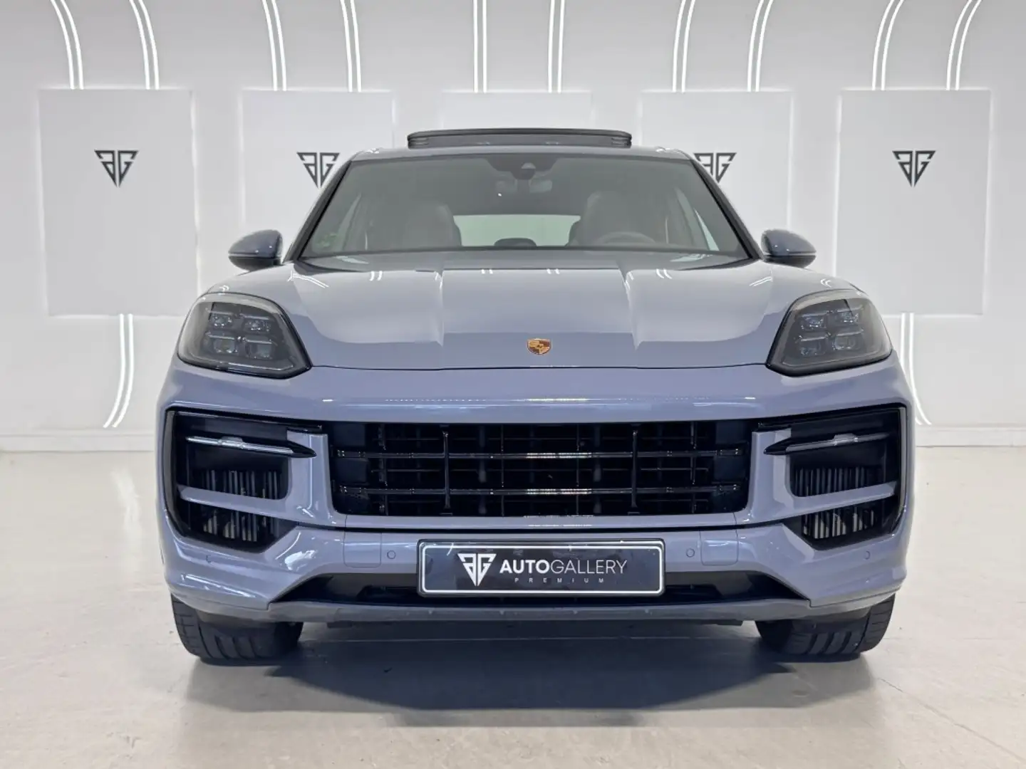 Porsche Cayenne S Aut. Gris - 2