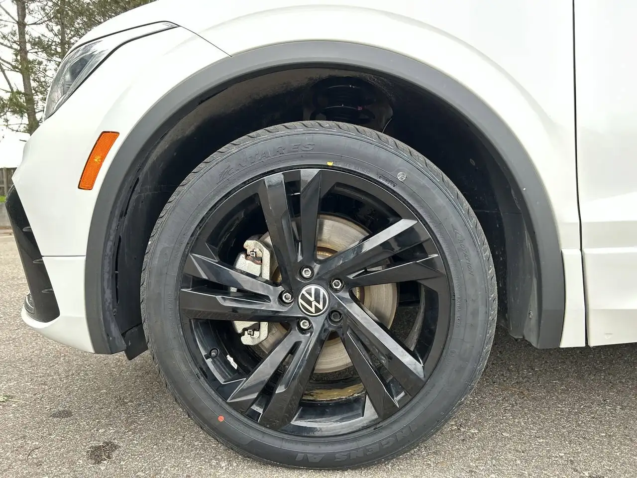 Volkswagen Tiguan снимка Volkswagen Tiguan