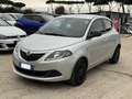 Lancia Ypsilon HYBRID 1.0cc 70cv CERCHI IN LEGA Gris - thumbnail 2
