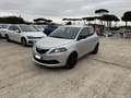 Lancia Ypsilon HYBRID 1.0cc 70cv CERCHI IN LEGA Gris - thumbnail 1