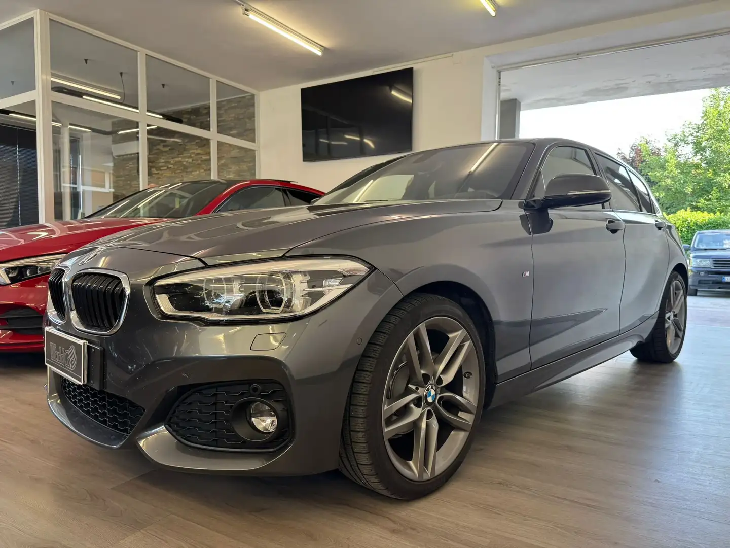 BMW 118 118d Sport auto 5p my18 Grigio - 1
