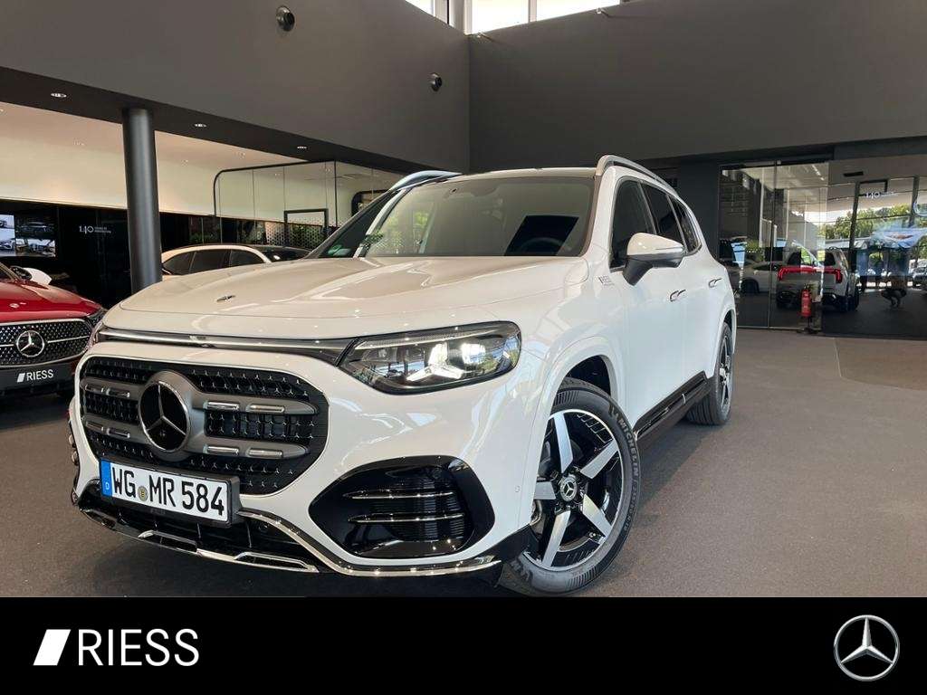 2026 Mercedes Benz GLB 220