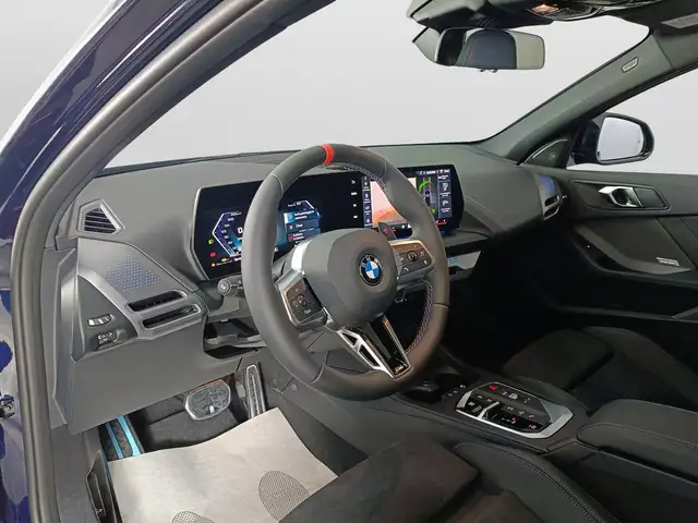 BMW 1 Series view 7
