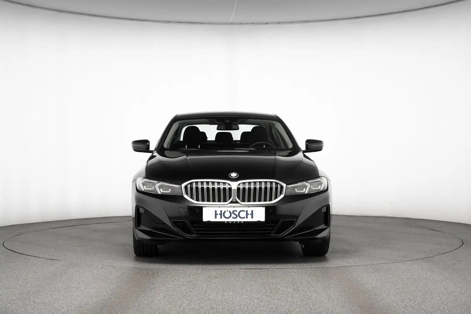 BMW 318 i LIVE PLUS WIDESCREEN DISPLAY JETZT SICHERN Schwarz - 2