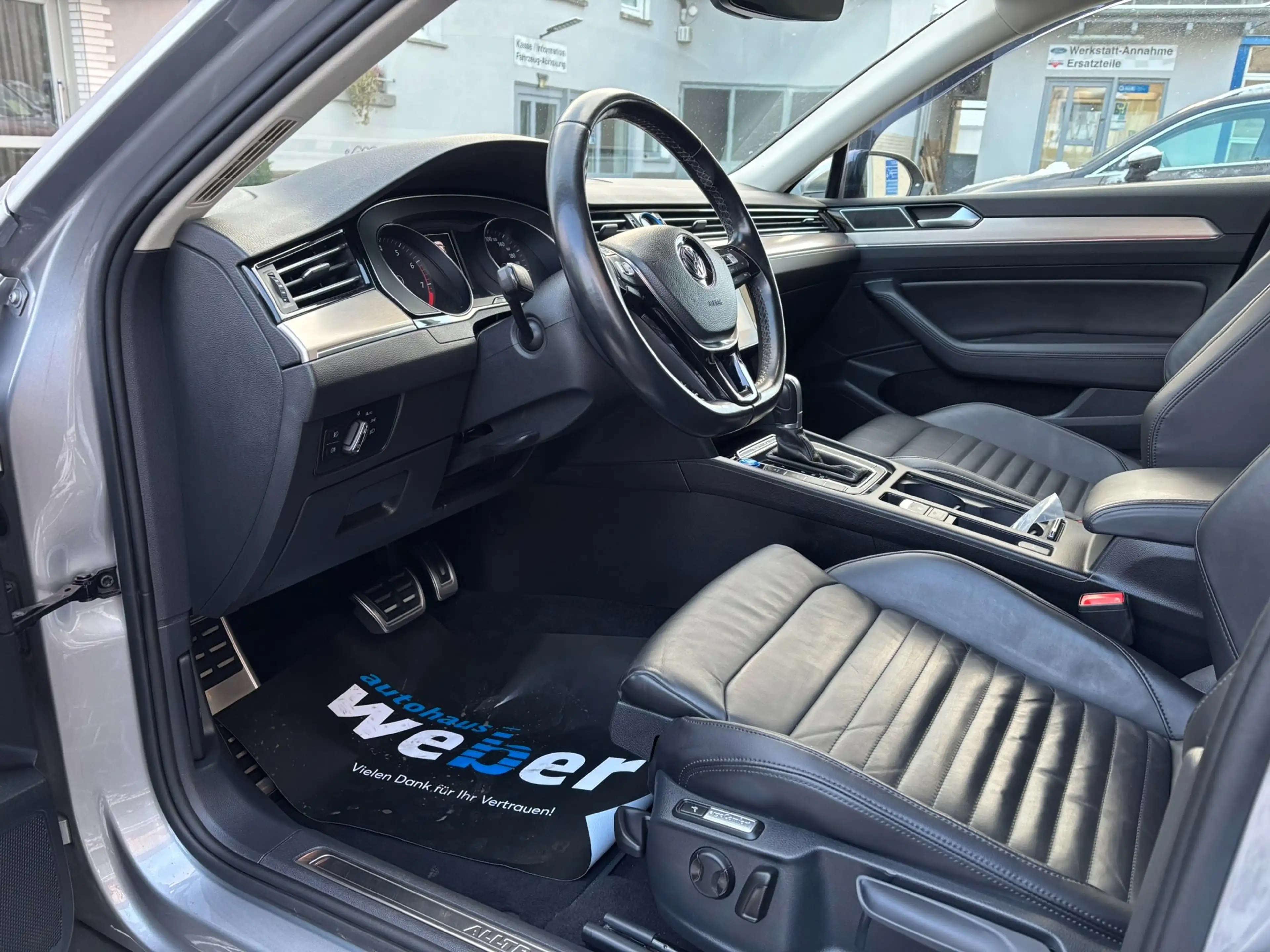 Volkswagen Passat Alltrack 4Motion*DSG*360KAM*AHK*NAPPA*LED*ACC*NAV*CARPLAY — photo 11