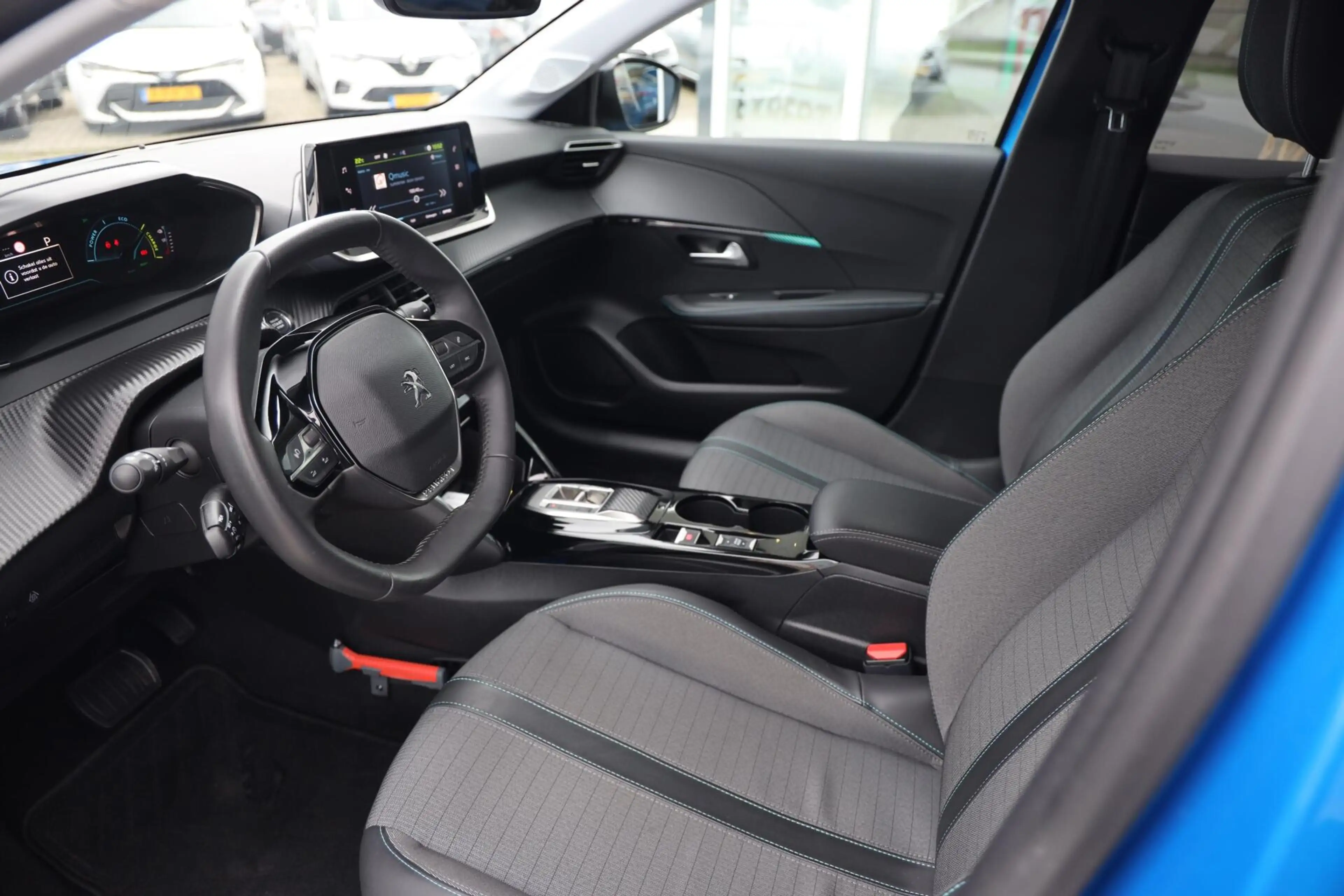 Peugeot e-208 EV Allure Pack 50 kWh|SOH 94%|Camera|Apple carplay — photo 5