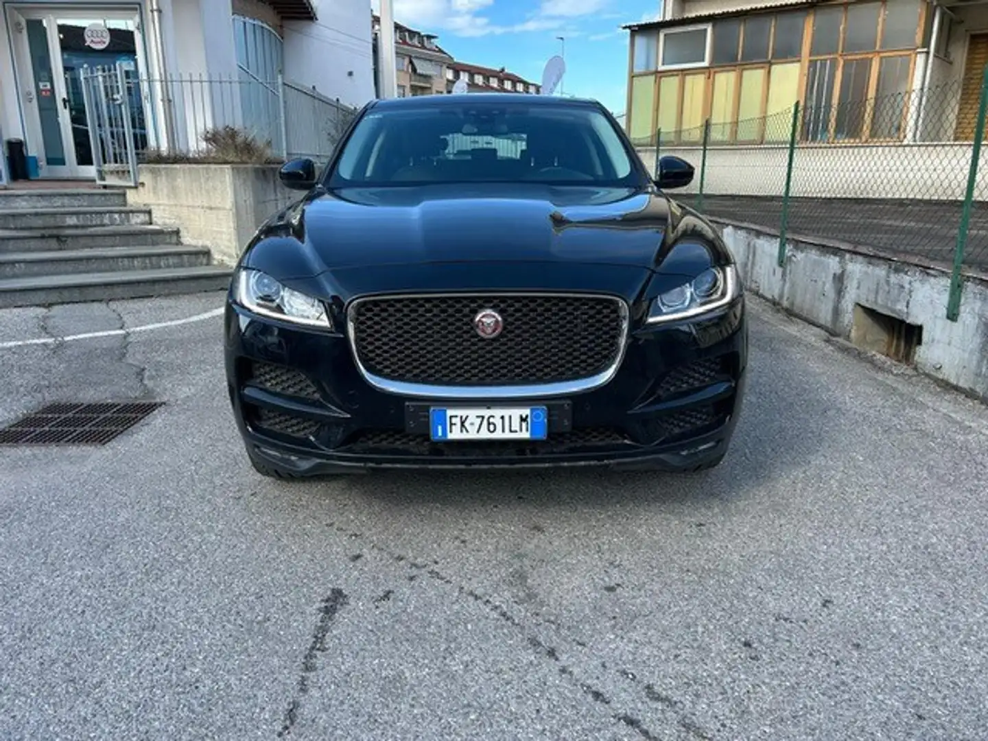 Jaguar F-Pace F-Pace 2.0 D 180 CV AWD aut. Prestige Schwarz - 1