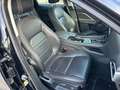 Jaguar F-Pace F-Pace 2.0 D 180 CV AWD aut. Prestige Schwarz - thumbnail 10