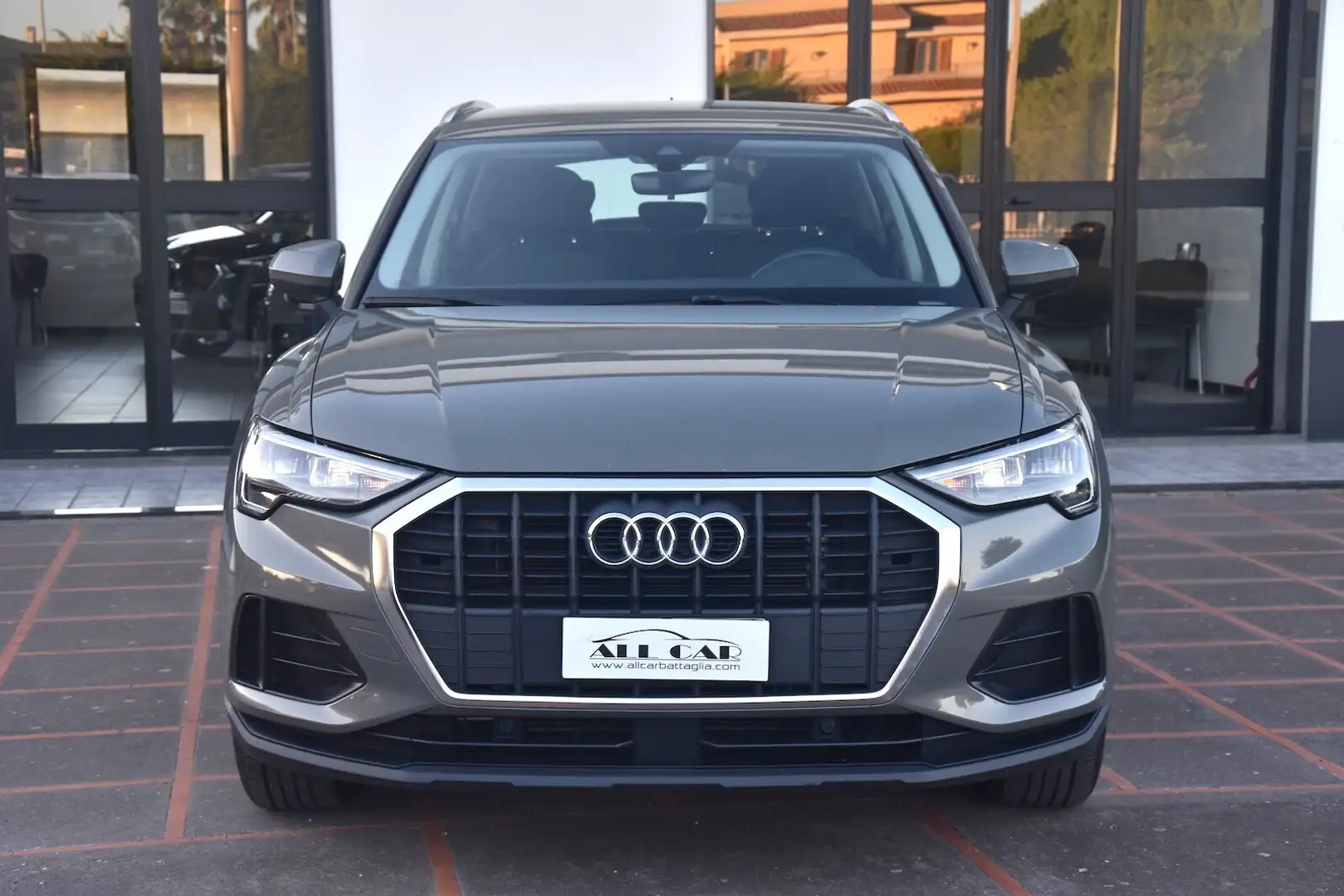 Audi Q3 Q3 35 TDI S tronic Business Grigio - 2