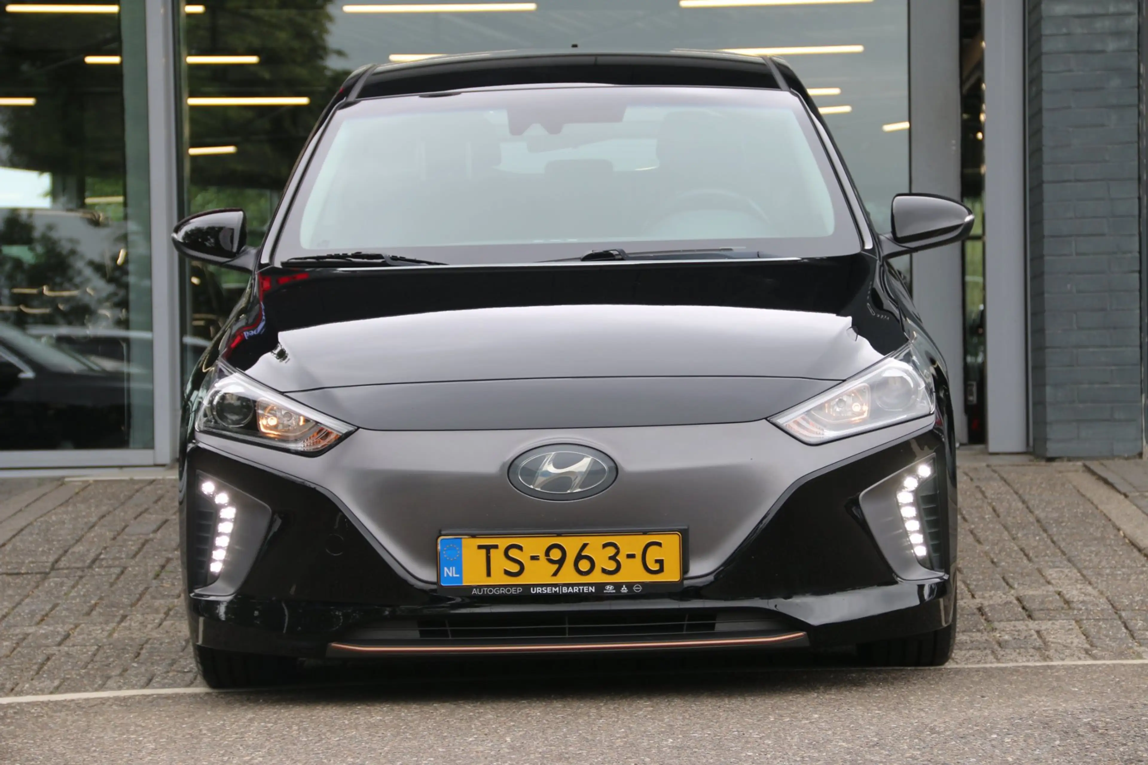 Hyundai IONIQ Comfort EV SOH 87,7% NL-AUTO NAP — photo 3