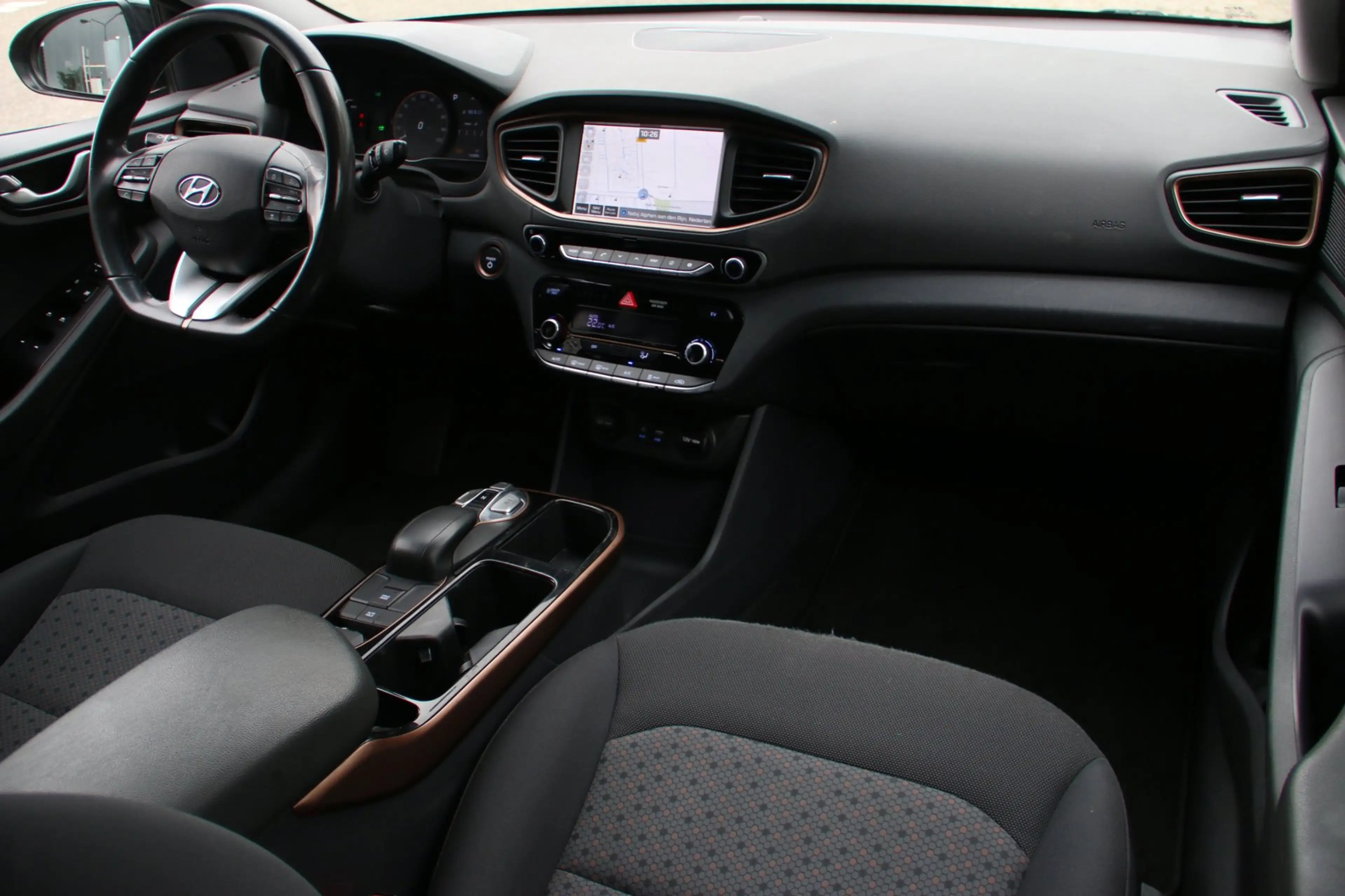 Hyundai IONIQ Comfort EV SOH 87,7% NL-AUTO NAP — photo 10